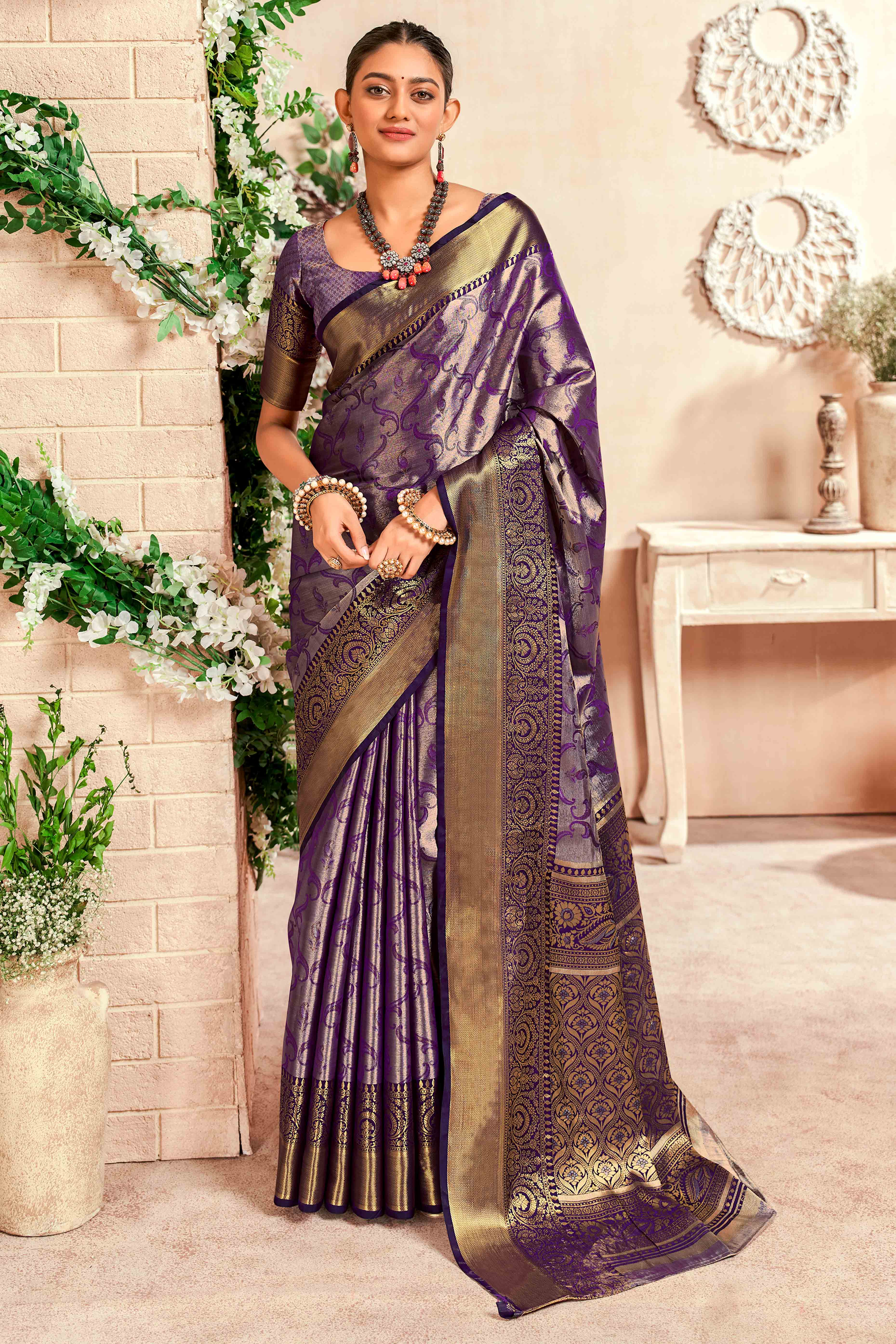 Purple Kanjivaram Silk Saree With Lustrous Zari Artistry