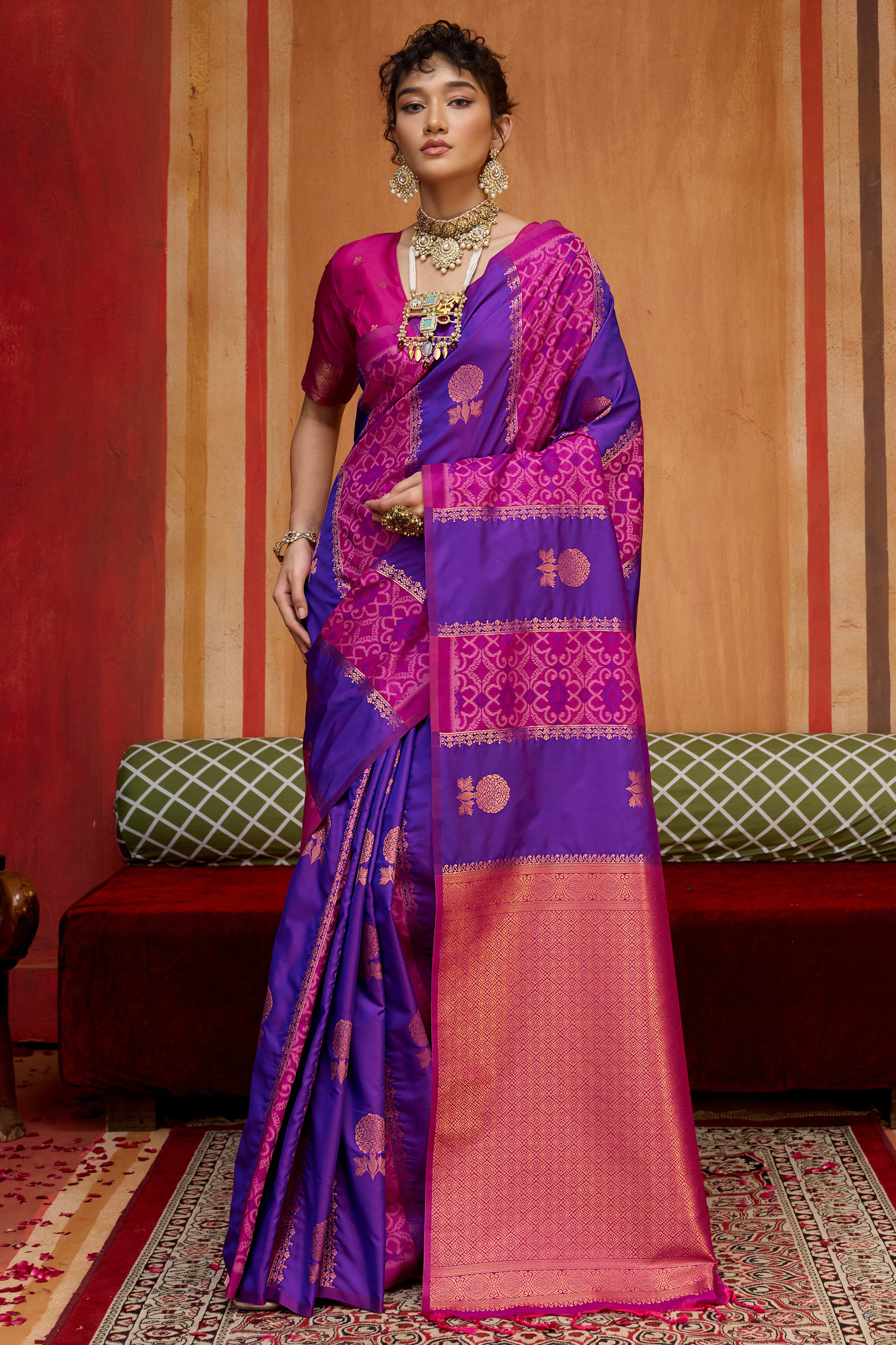 Classic Royal Purple Floral Handloom Weaving Art Silk Saree With Statement Tassel Pallu