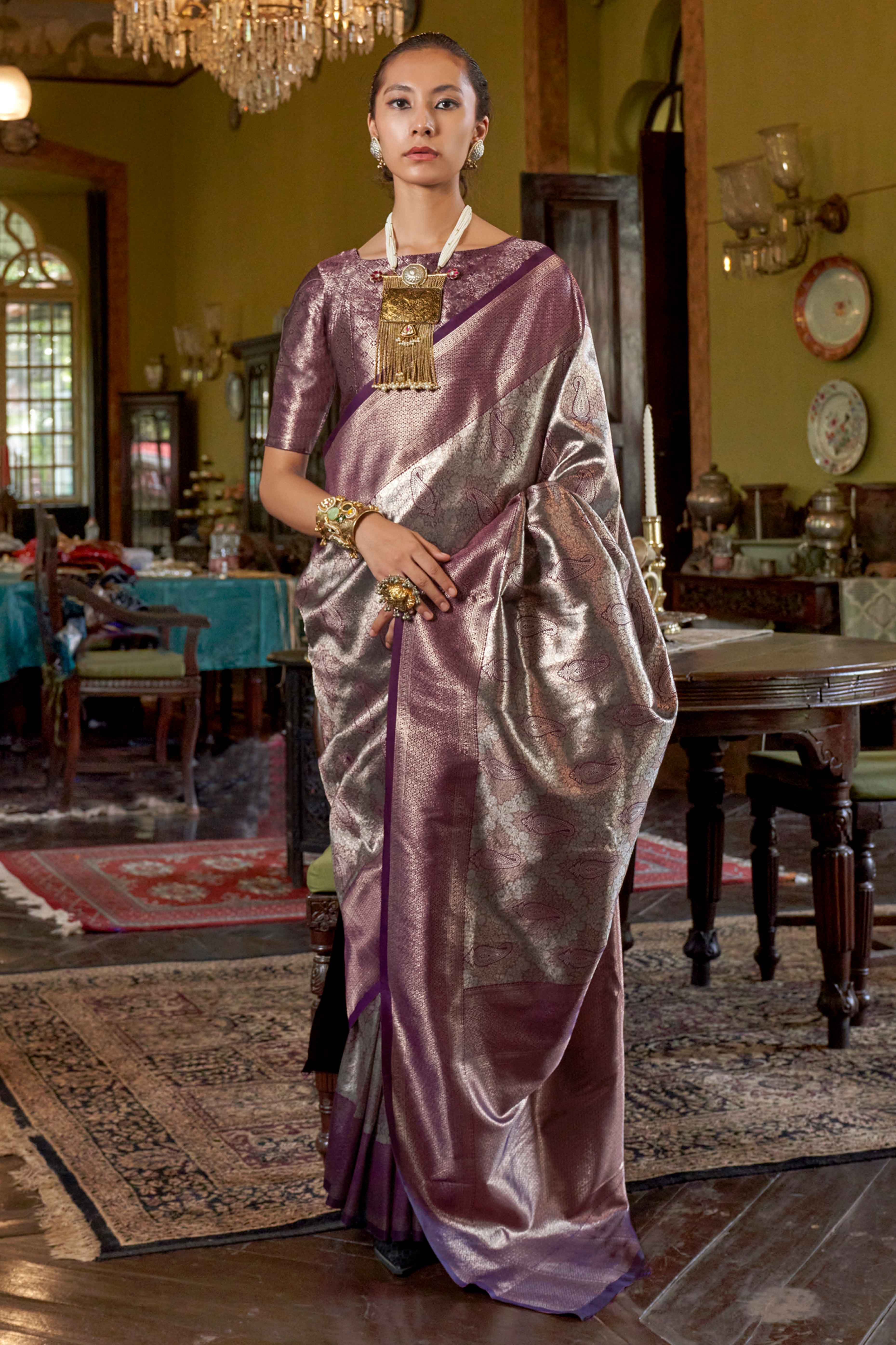Purple Kanjivaram Saree in Lustrous Silk with Exquisite Zari Weaving