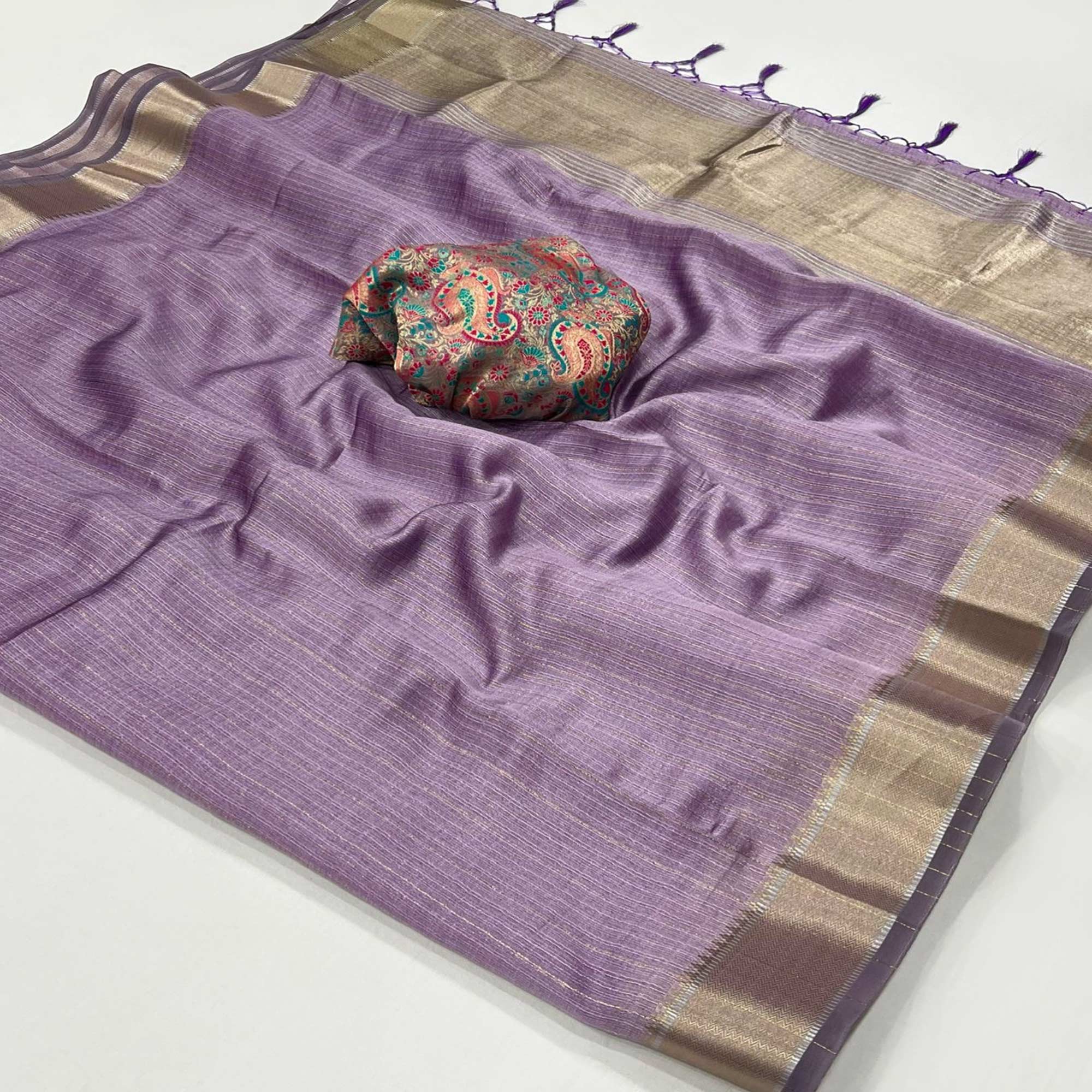 Lavender Handloom Woven Chiffon Saree