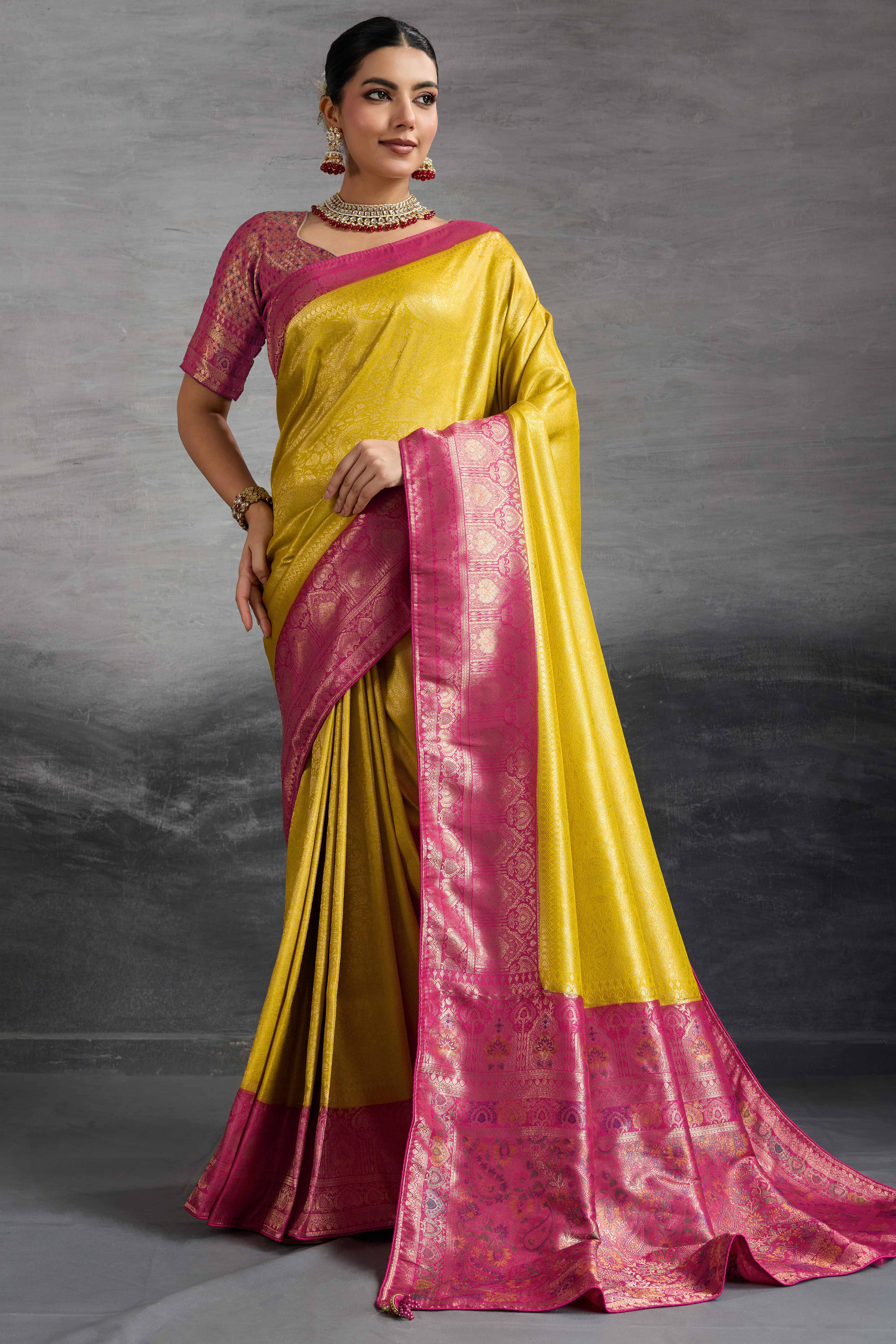 Mustard Kanjivaram Silk Saree In Kadiyal Style Zari Weaving With Ornate Meenakari Pallu