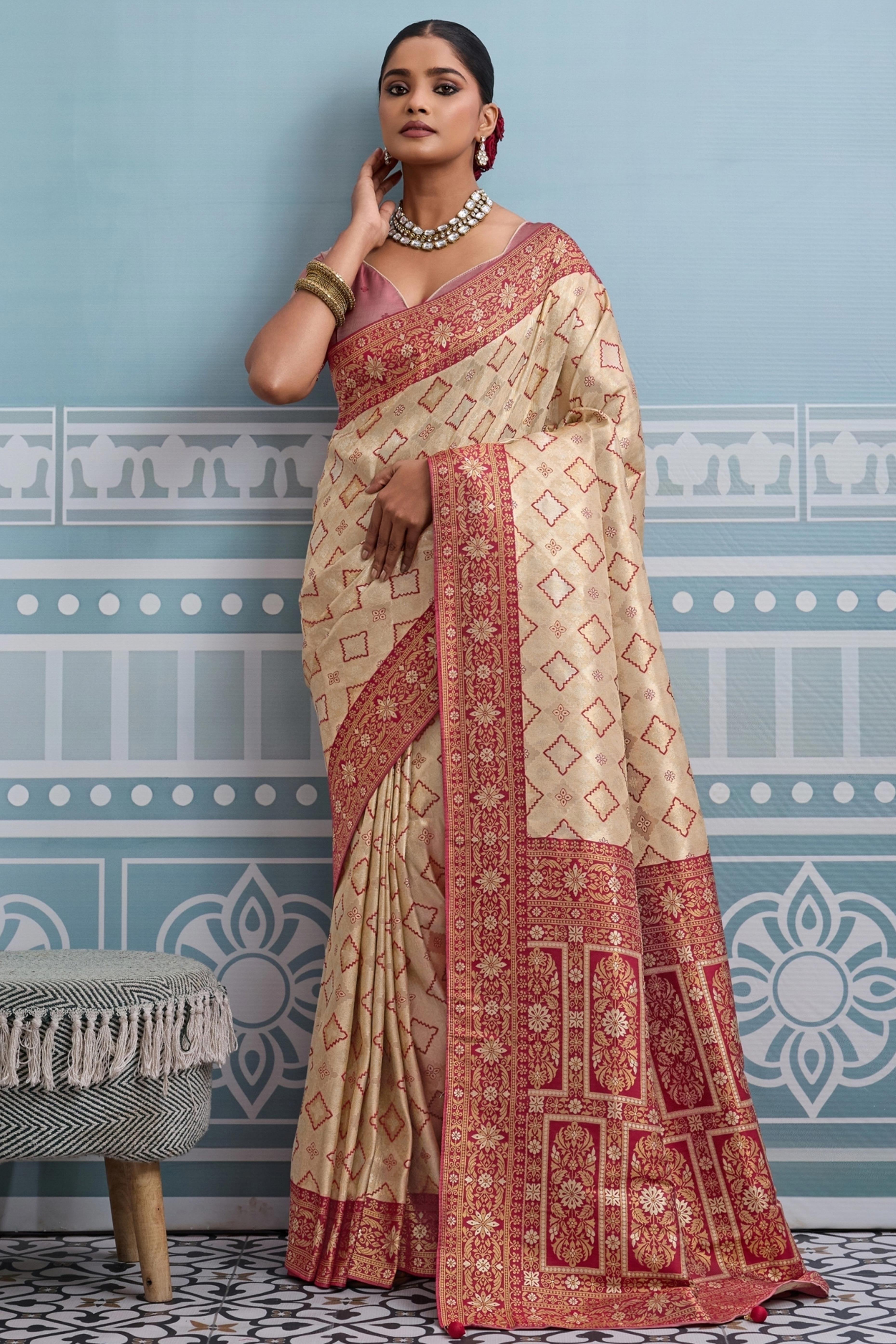 Cream Soft Kanjivaram Silk Saree with Classic Zari Weaving for Elegant Styling