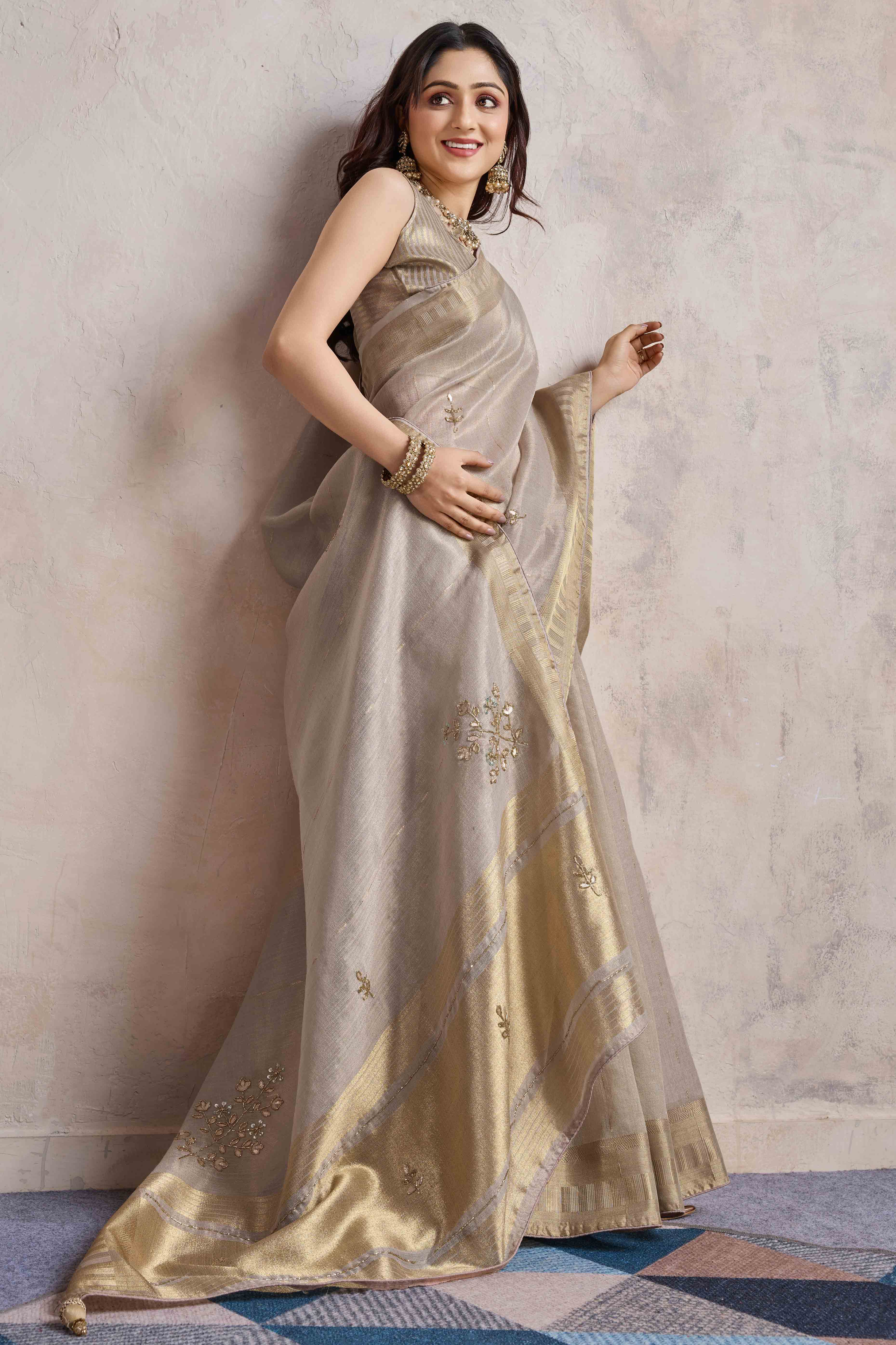 Grey Beads Work Woven Linen Slub Saree