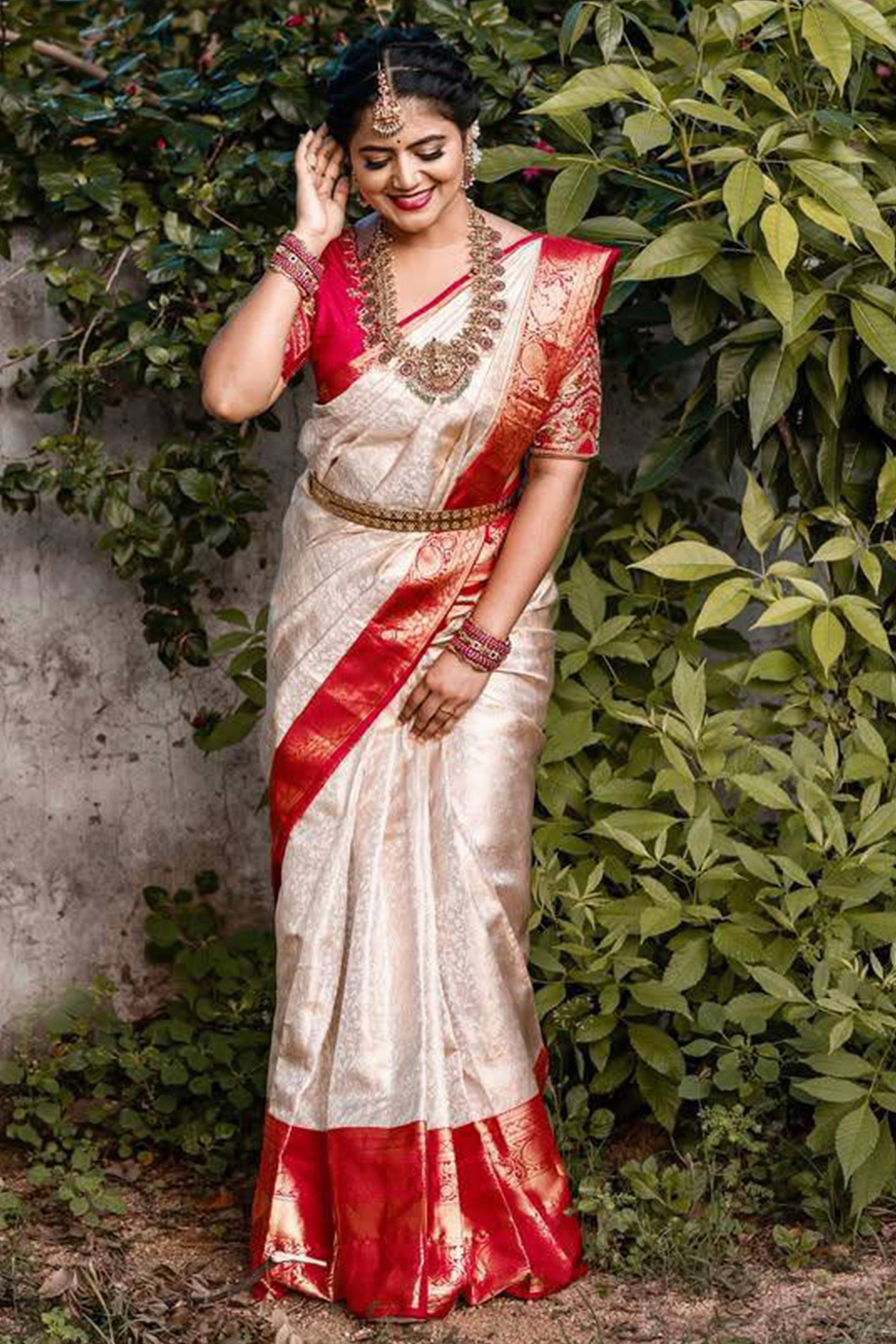 Off-White Banarasi Silk Saree With Delicate Zari Weaving For A Graceful Look