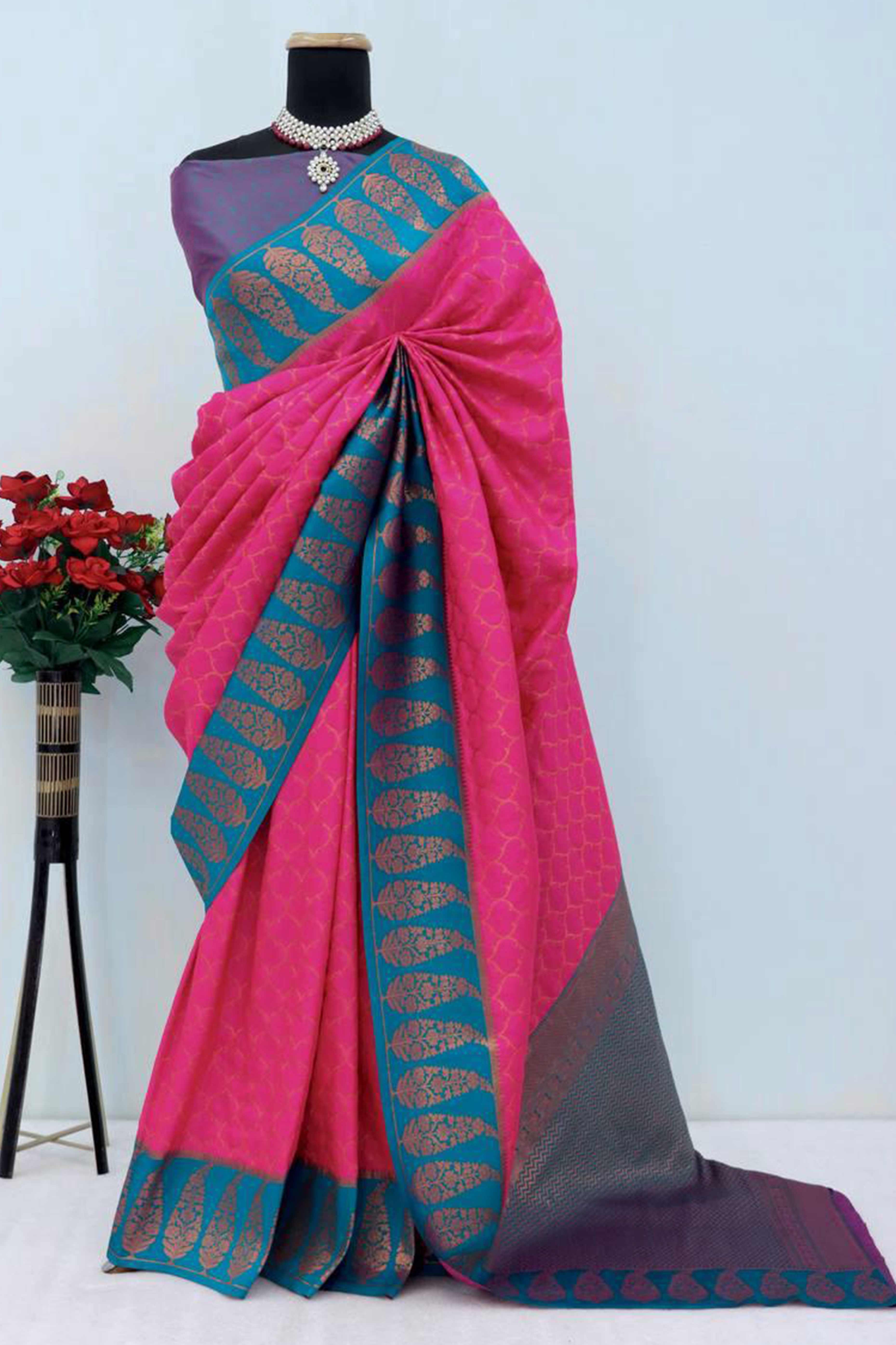 Pink Floral Woven Kanjivaram Silk Saree