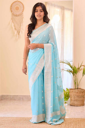 Sophisticated Sky Blue Linen Saree with Traditional Butti Zari Weaving