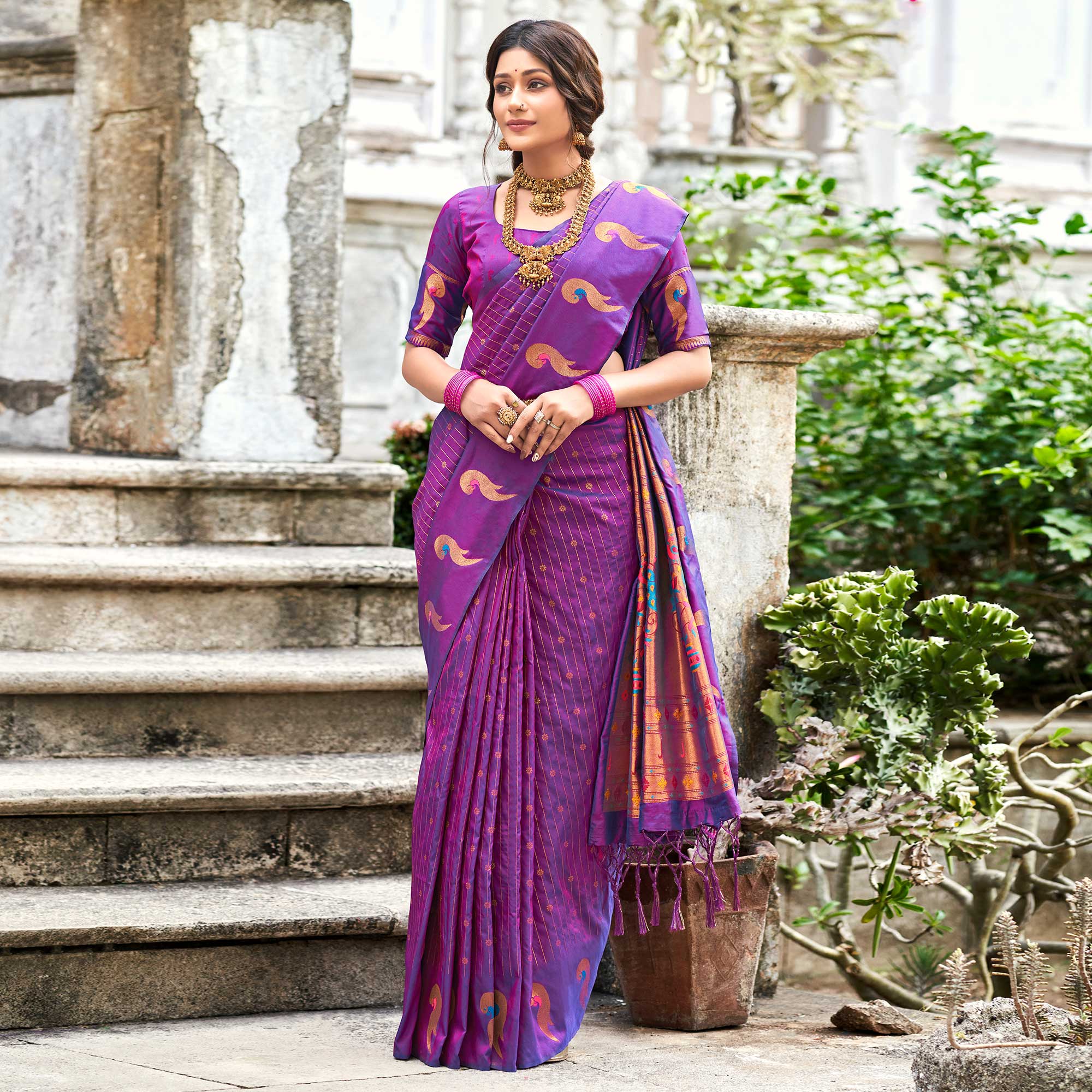 Rama Blue Saree In Art Handloom Silk With Woven Floral Buttis And Blou –  paanericlothing