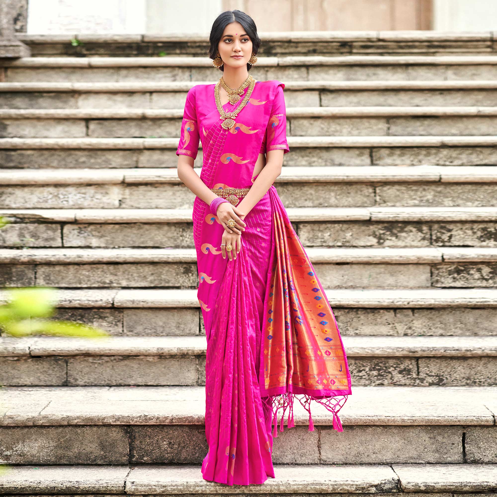 SHT-MAYURI-PAITHANI1-D