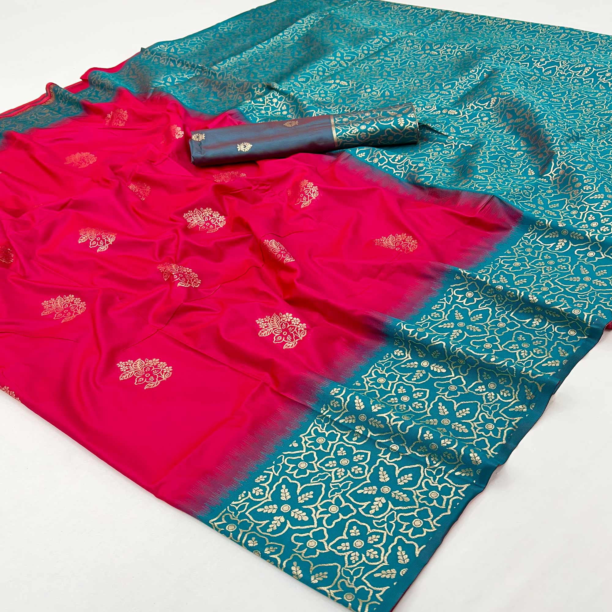 Pink Saree Woven In Art Silk With Alluring Floral Zari Detailing