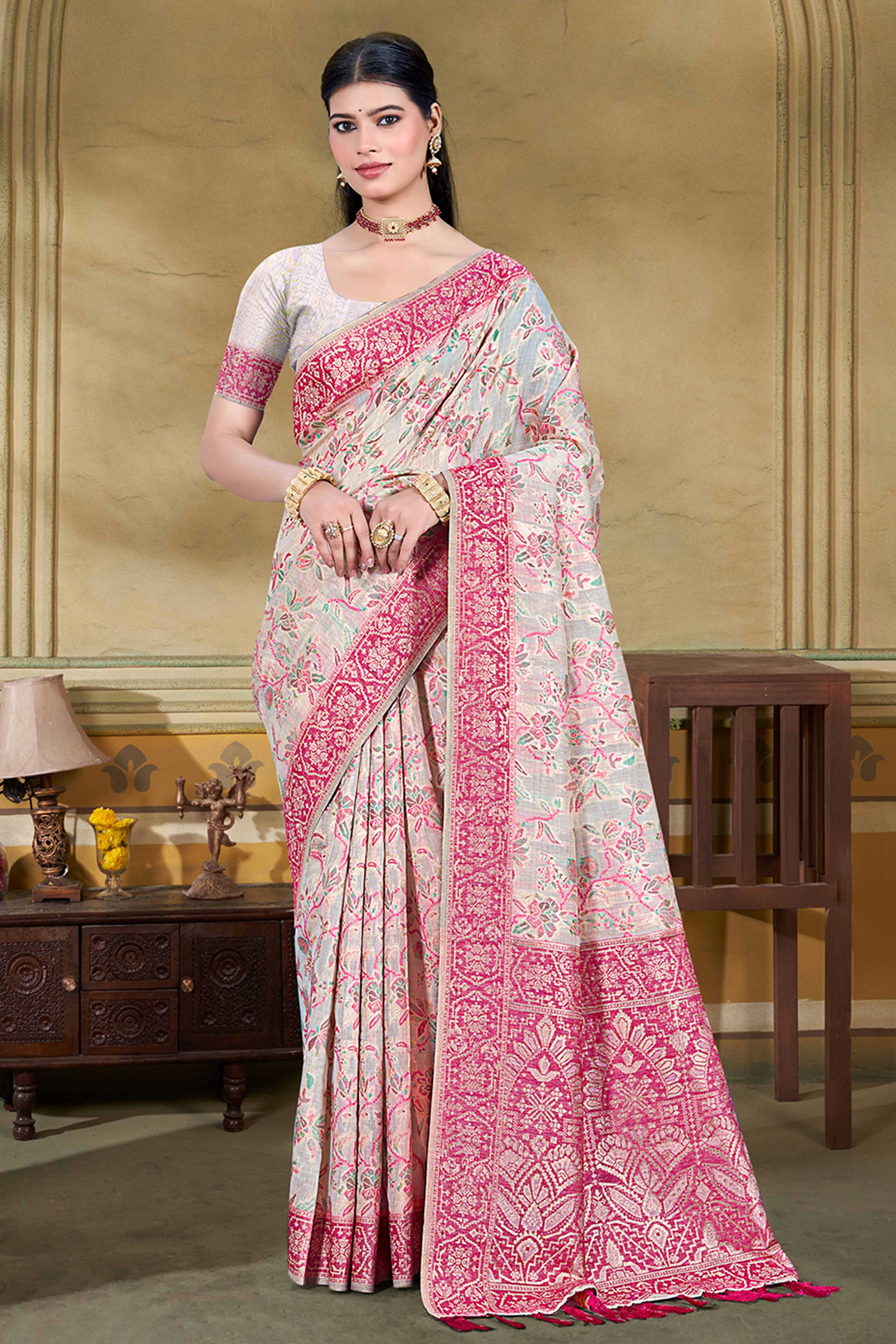 Alluring Grey Floral Zari Weaving Cotton Silk Saree With Graceful Tassel Pallu