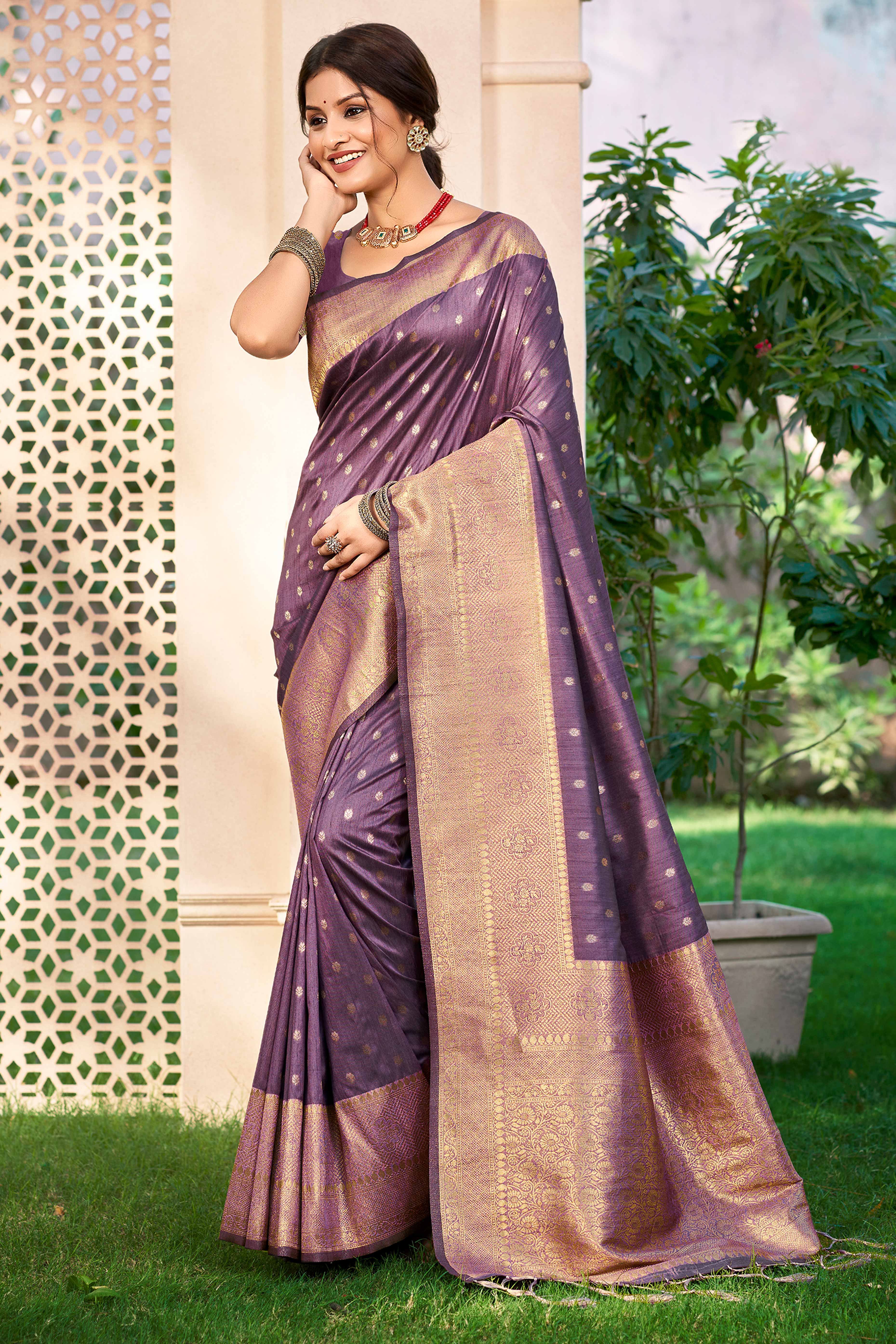 Purple Assam Silk Blend Saree Adorned With Timeless Floral Zari Weaving