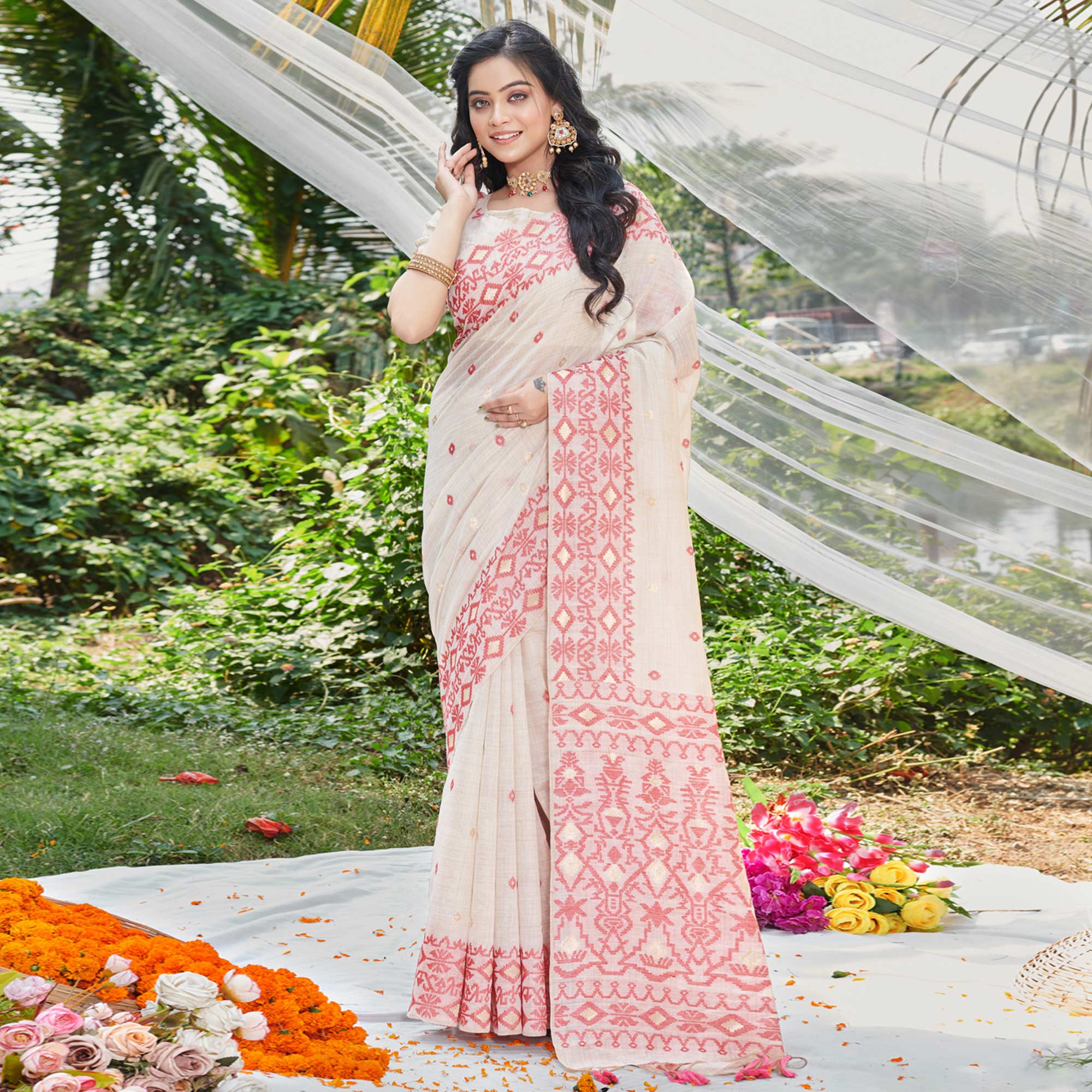 Off White & Red Woven Cotton Silk Saree With Tassels