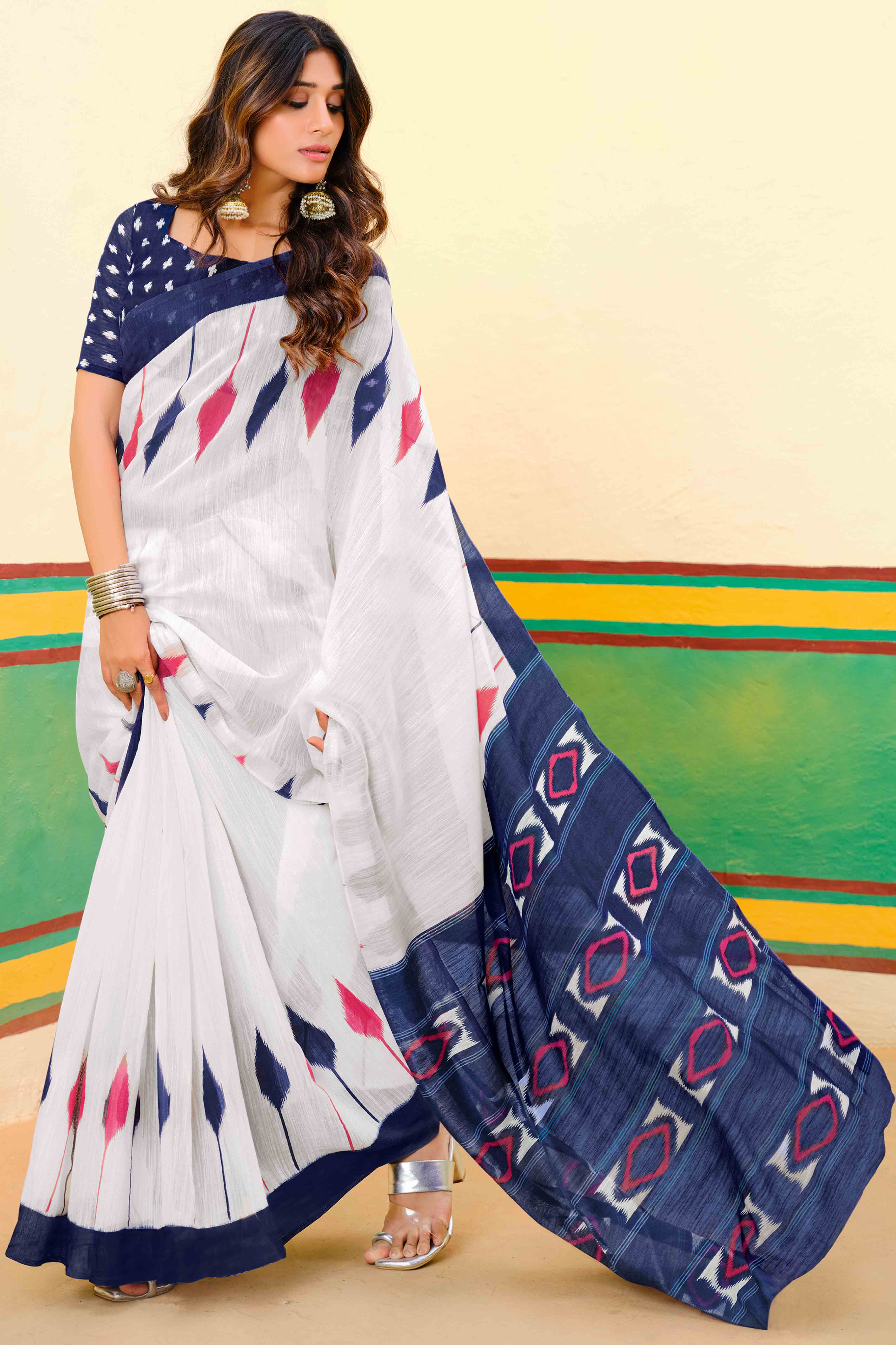 White Ikkat Printed Mulmul Cotton Saree