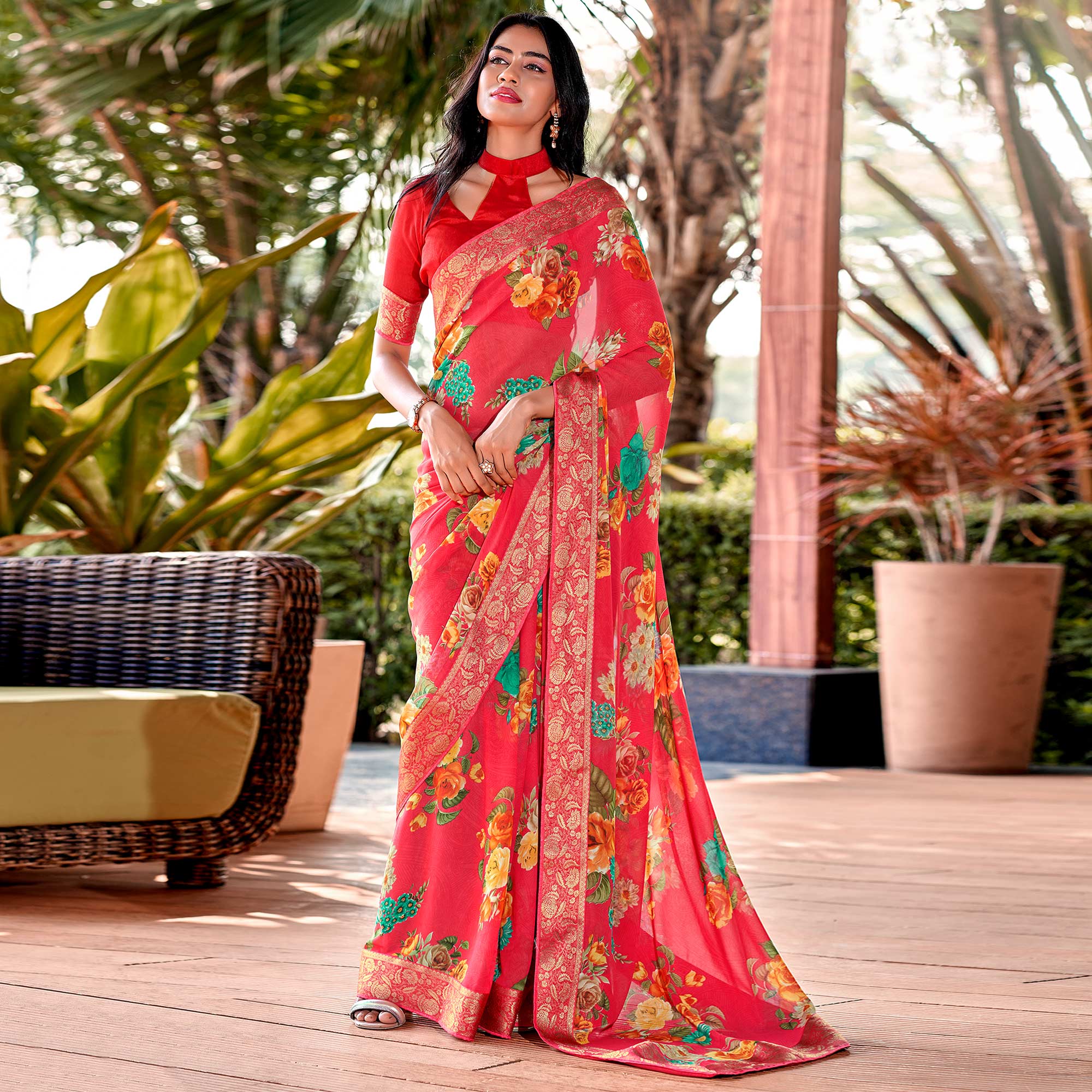 Pink Floral Printed Georgette Saree With Border & Jacquard Blouse