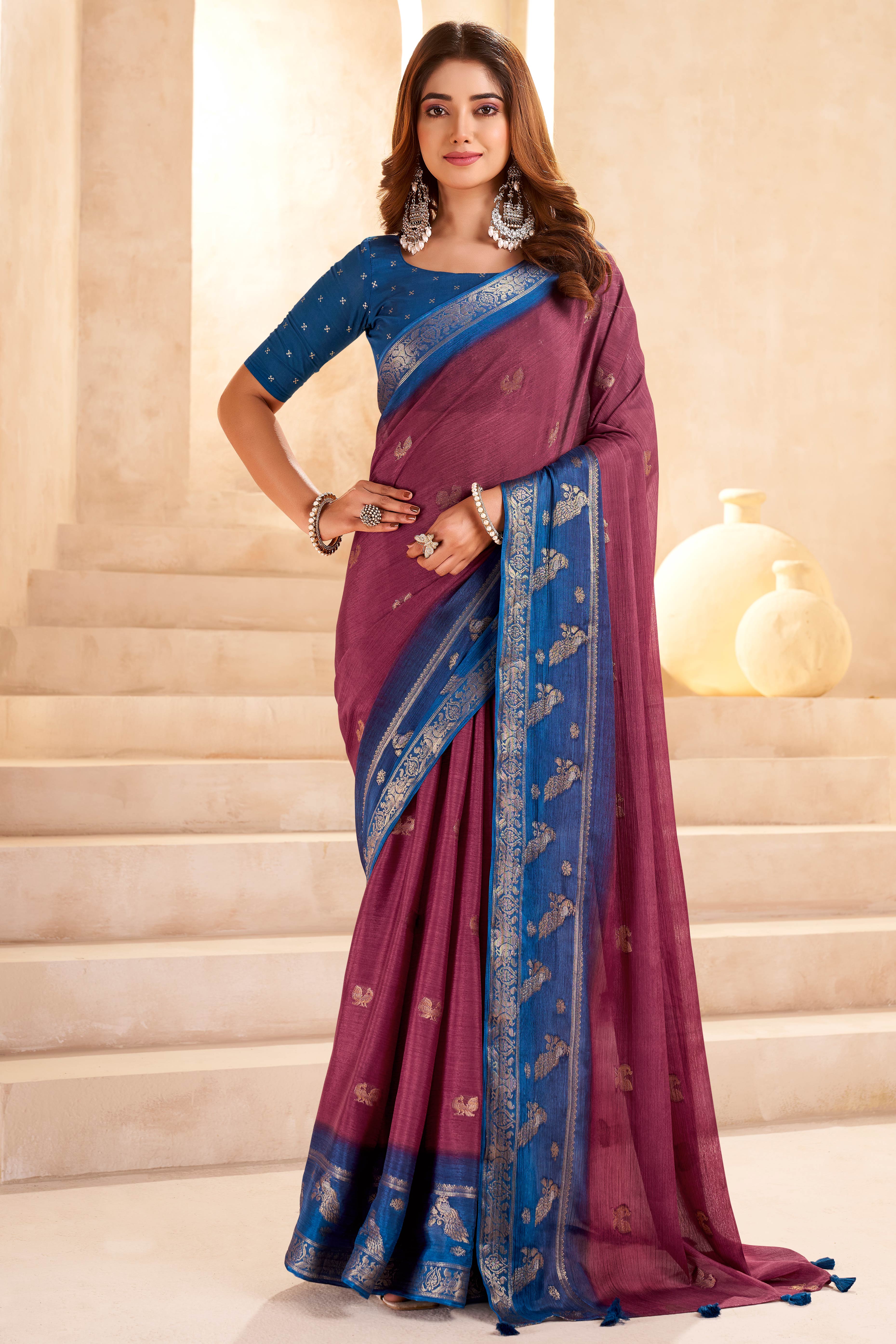 Mauve Chinon Saree Featuring Exquisite Jacquard Weaving for a Timeless and Refined Look