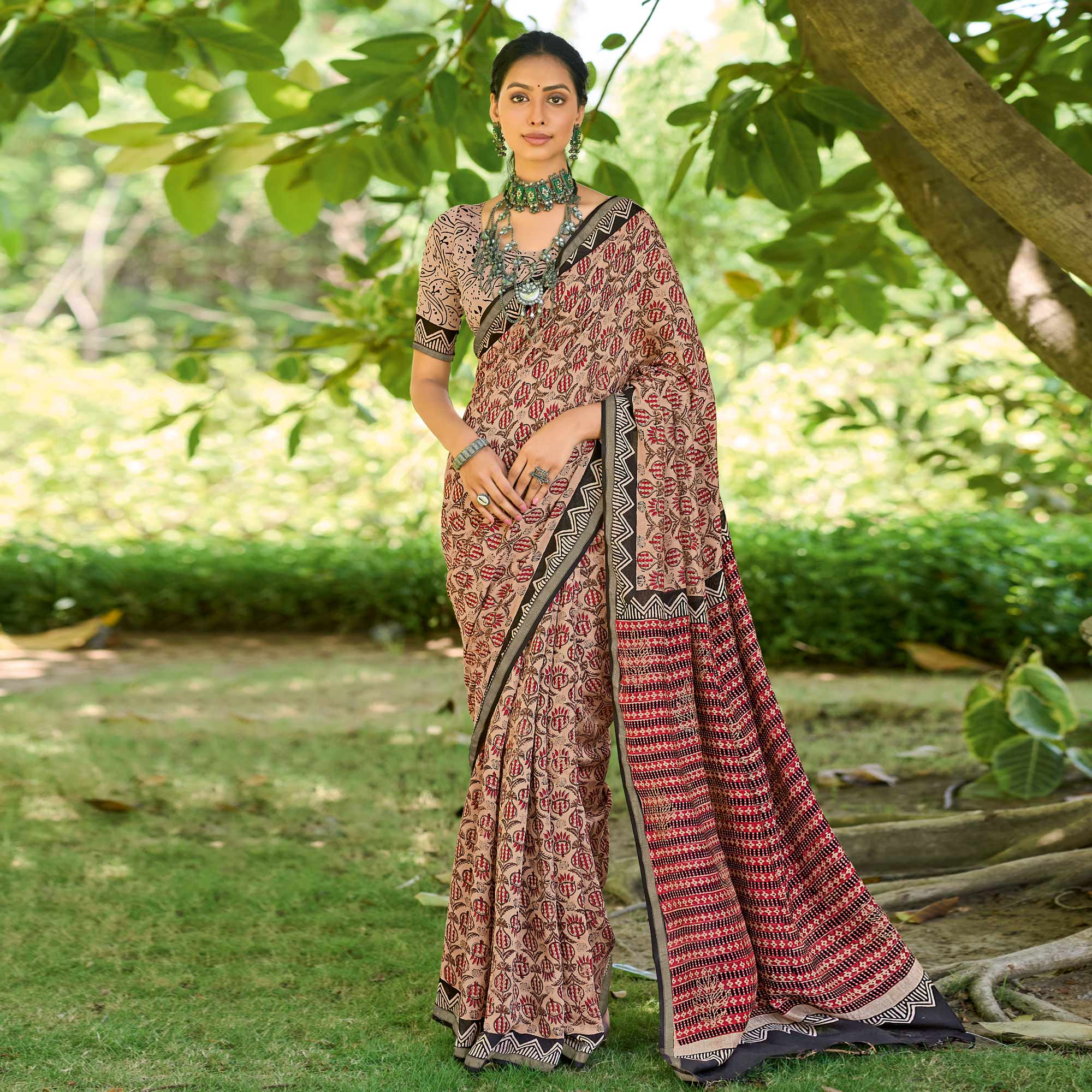 Beige Floral Printed Mul Mul Cotton Saree