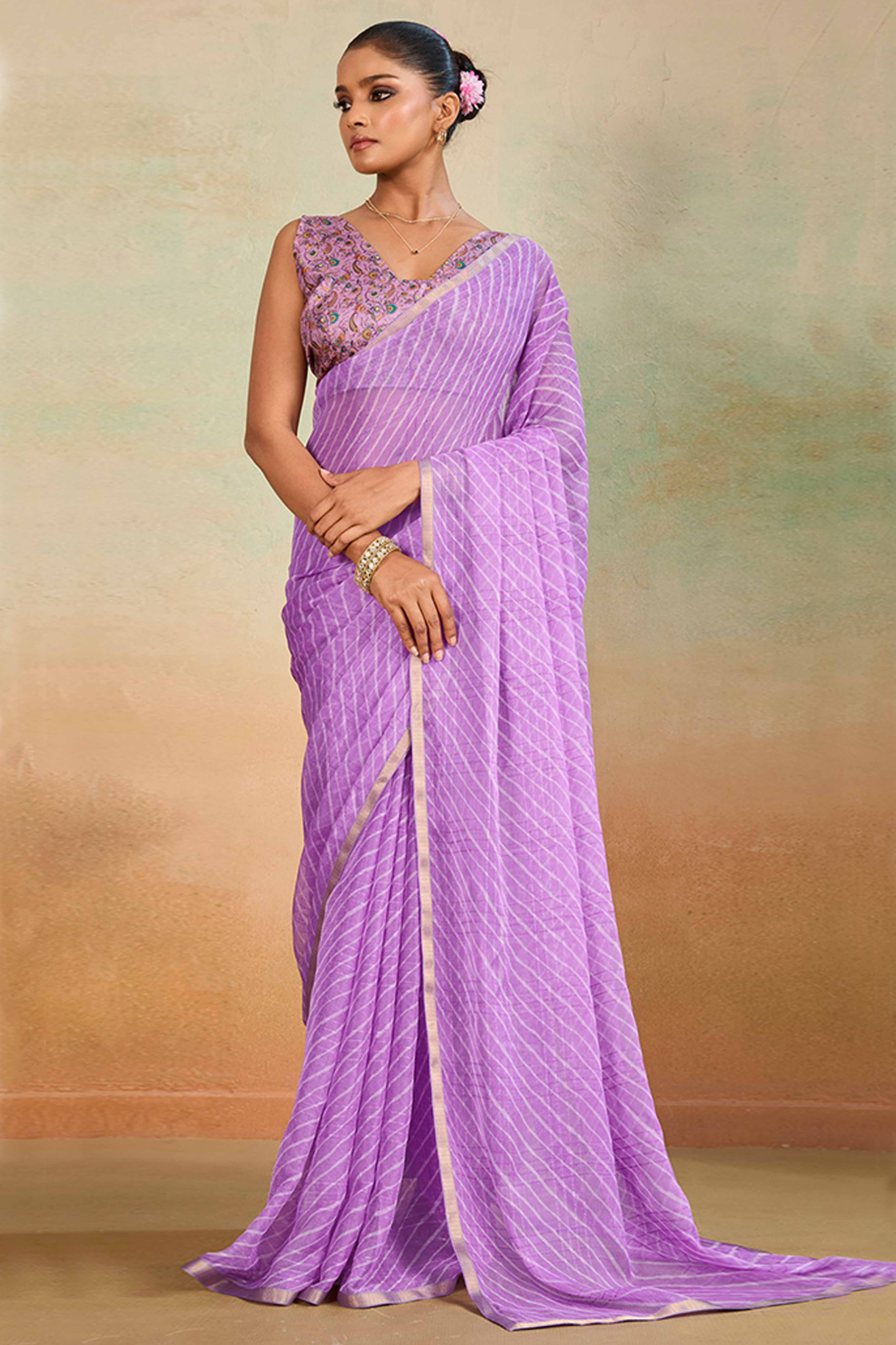 9Lavender Leheriya Chiffon Saree Accented With Elegant Zari Lace Border Work