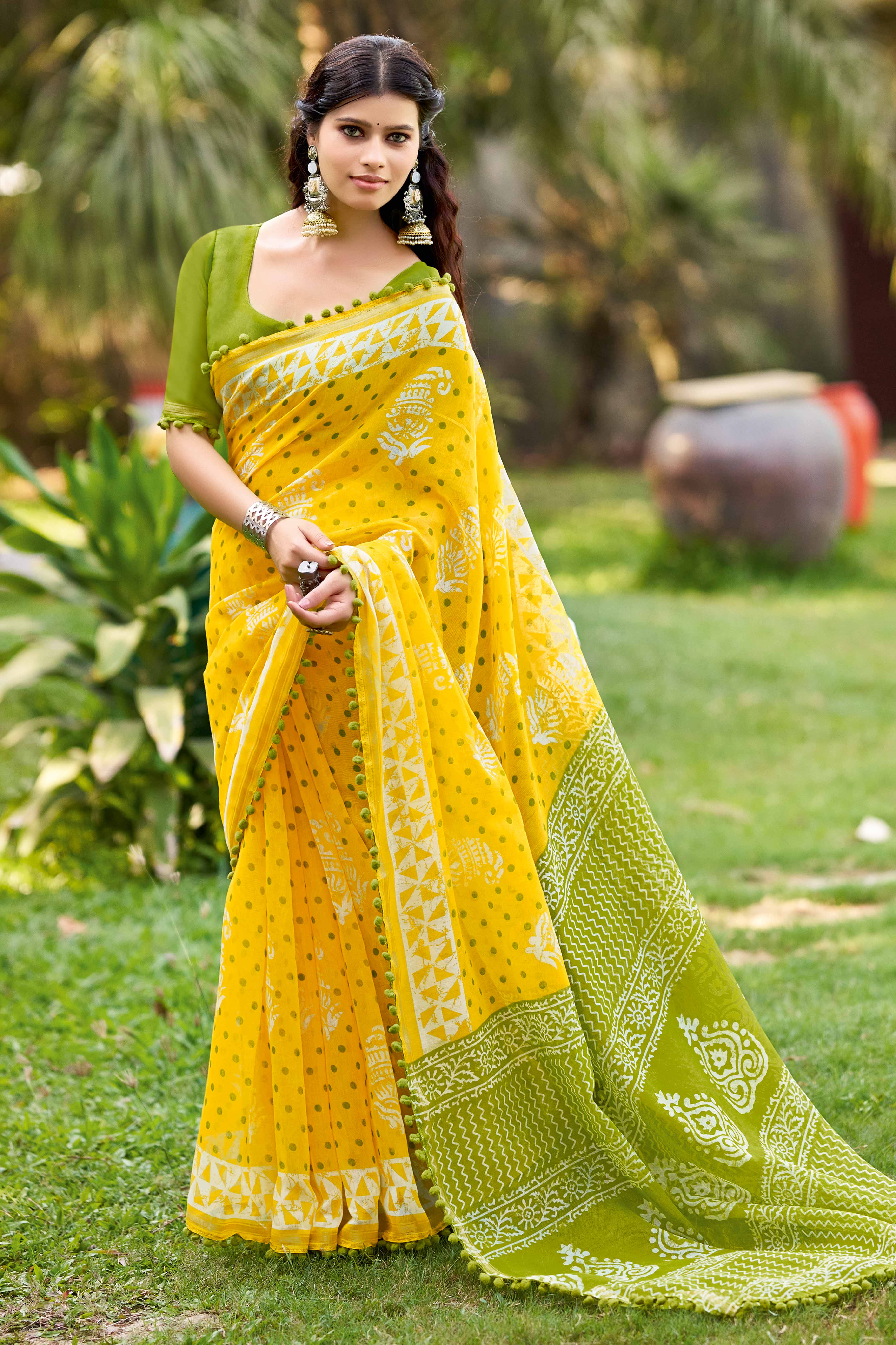 Casual Yellow Floral Print Saree in Lightweight Pure Mul Cotton