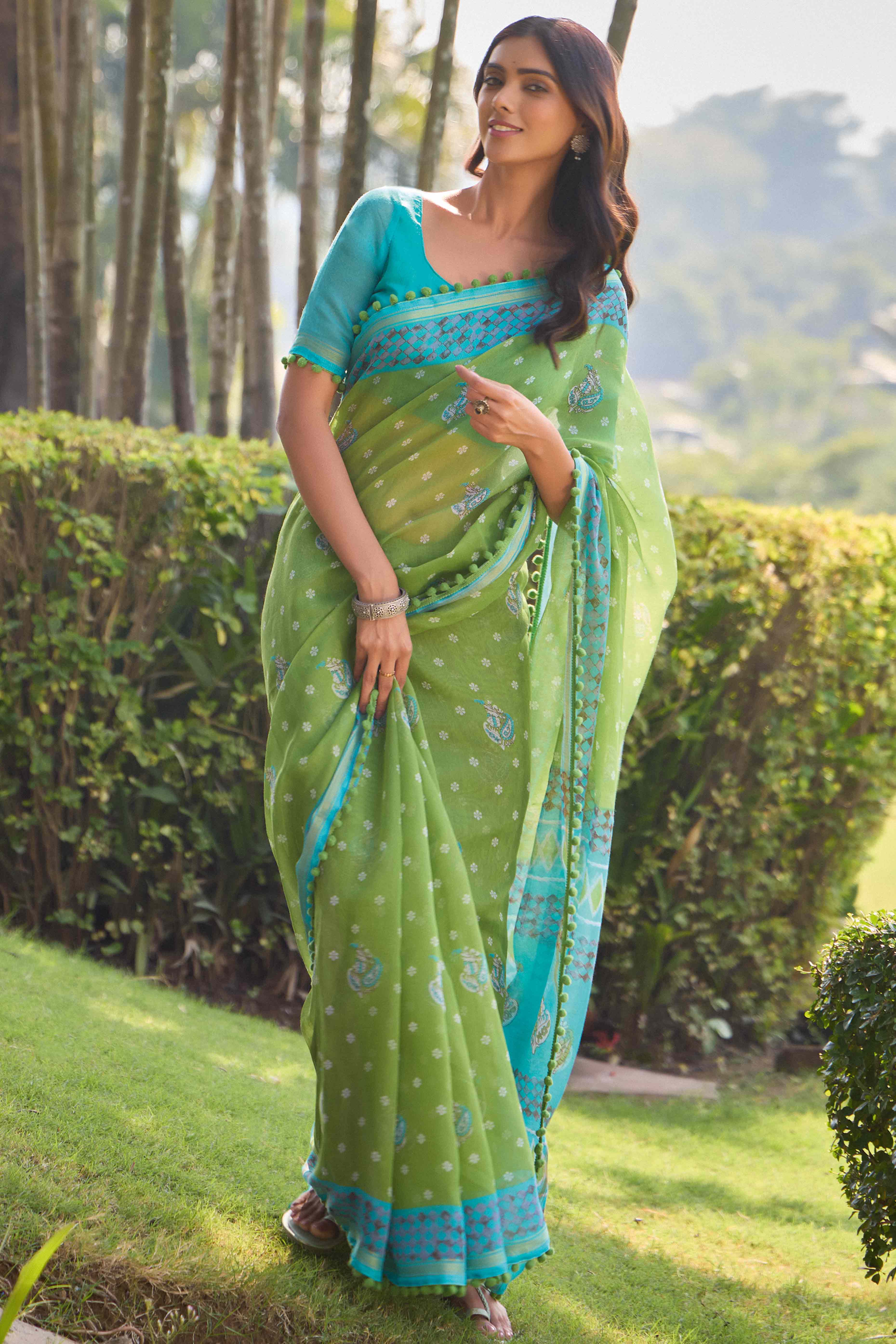 Green Printed Cotton Blend Saree With Pumpum Lace