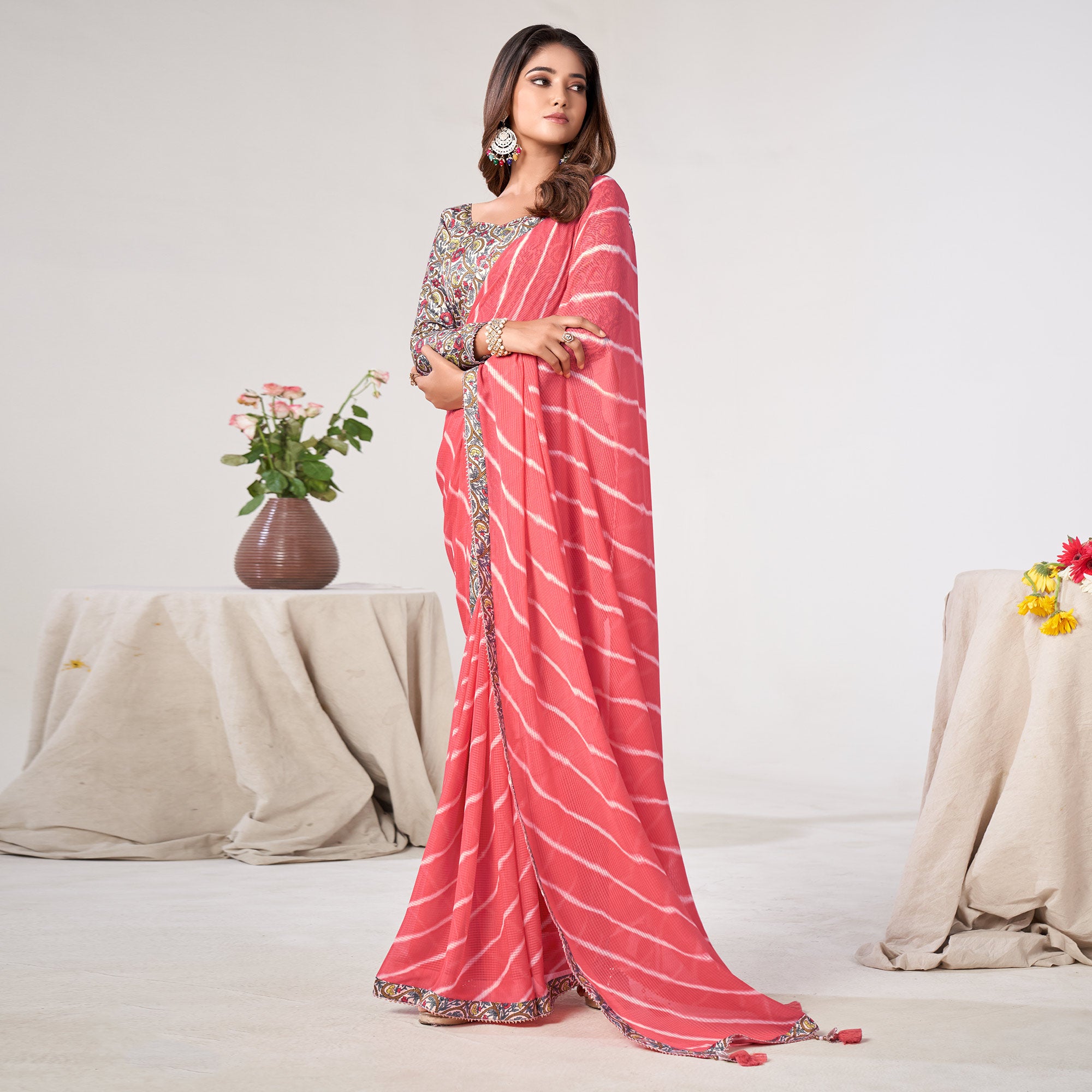 Gajri Pink Printed Georgette Saree With Lace Work