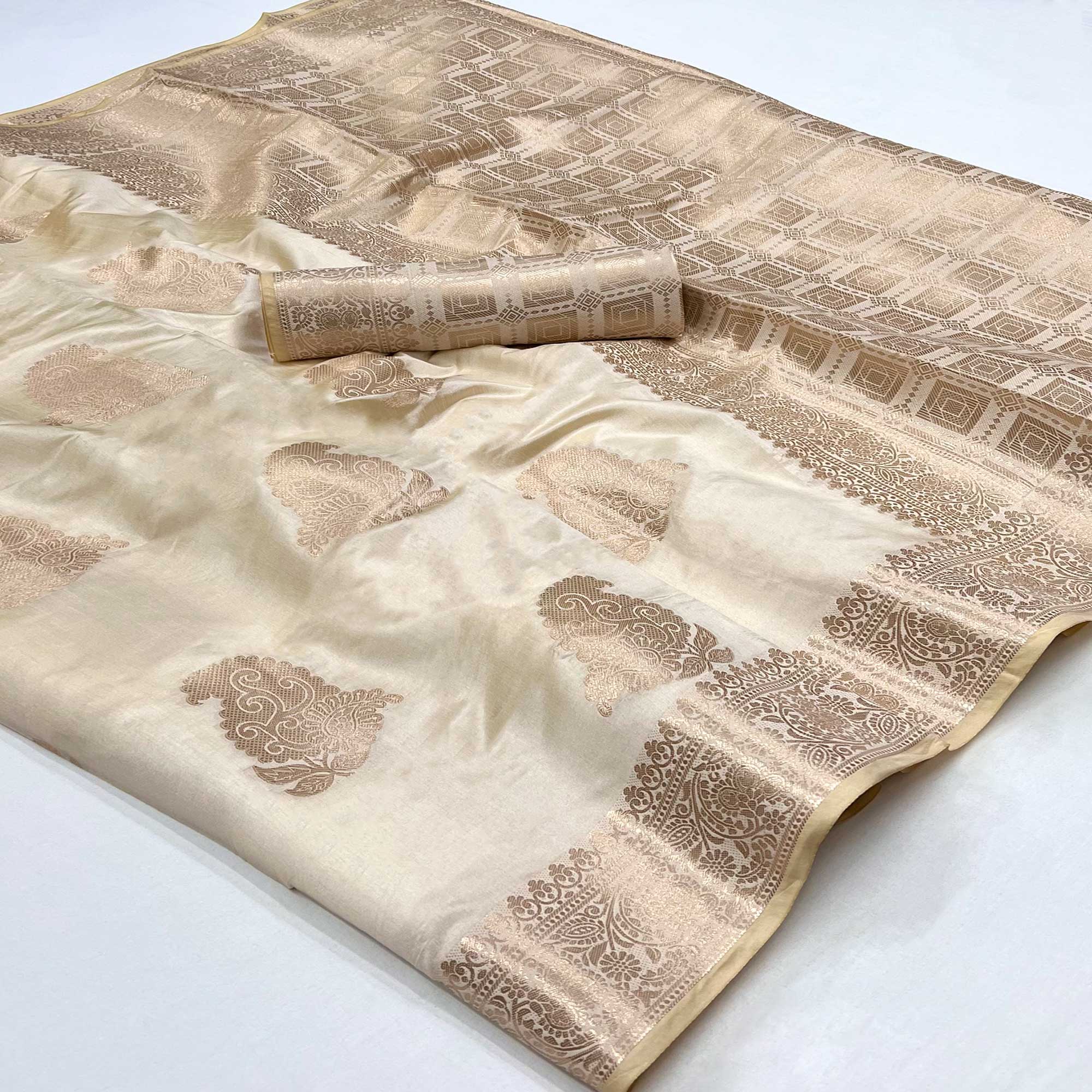 Off White Off White Floral Woven Raw Silk Saree