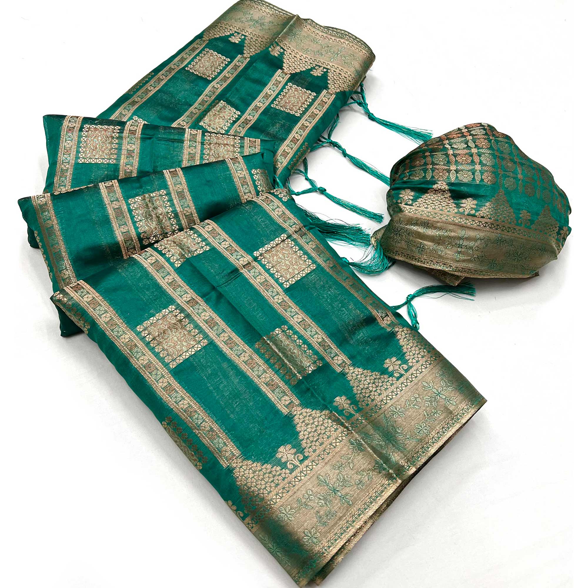 Rama Green Woven Cotton Blend Saree With Tassels