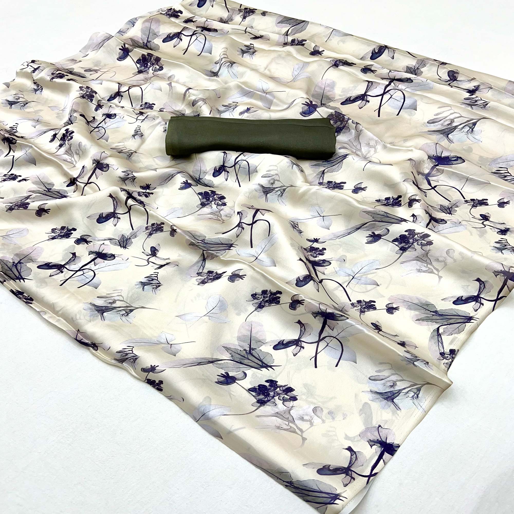 Offwhite Floral Digital Printed Georgette Saree