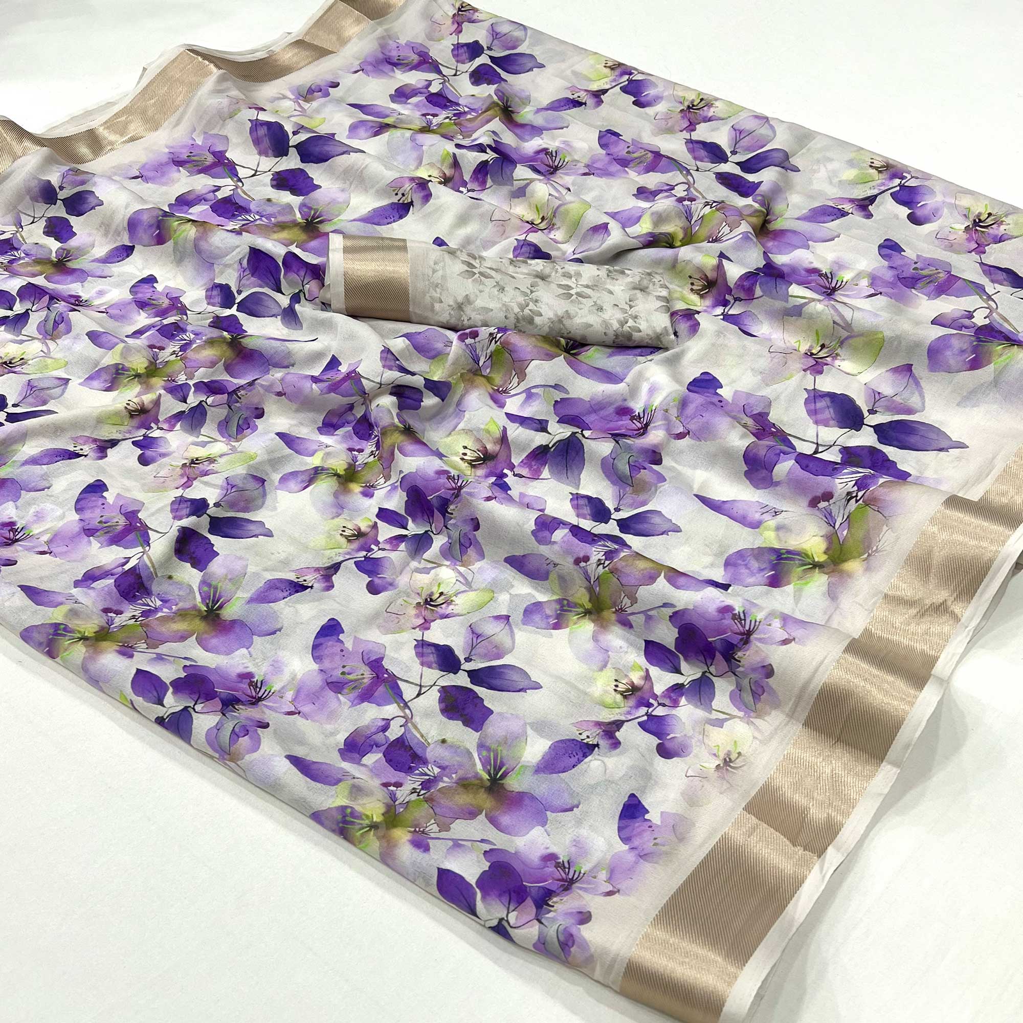 White & Purple Floral Digital Printed Moss Georgette Saree With Zari Border