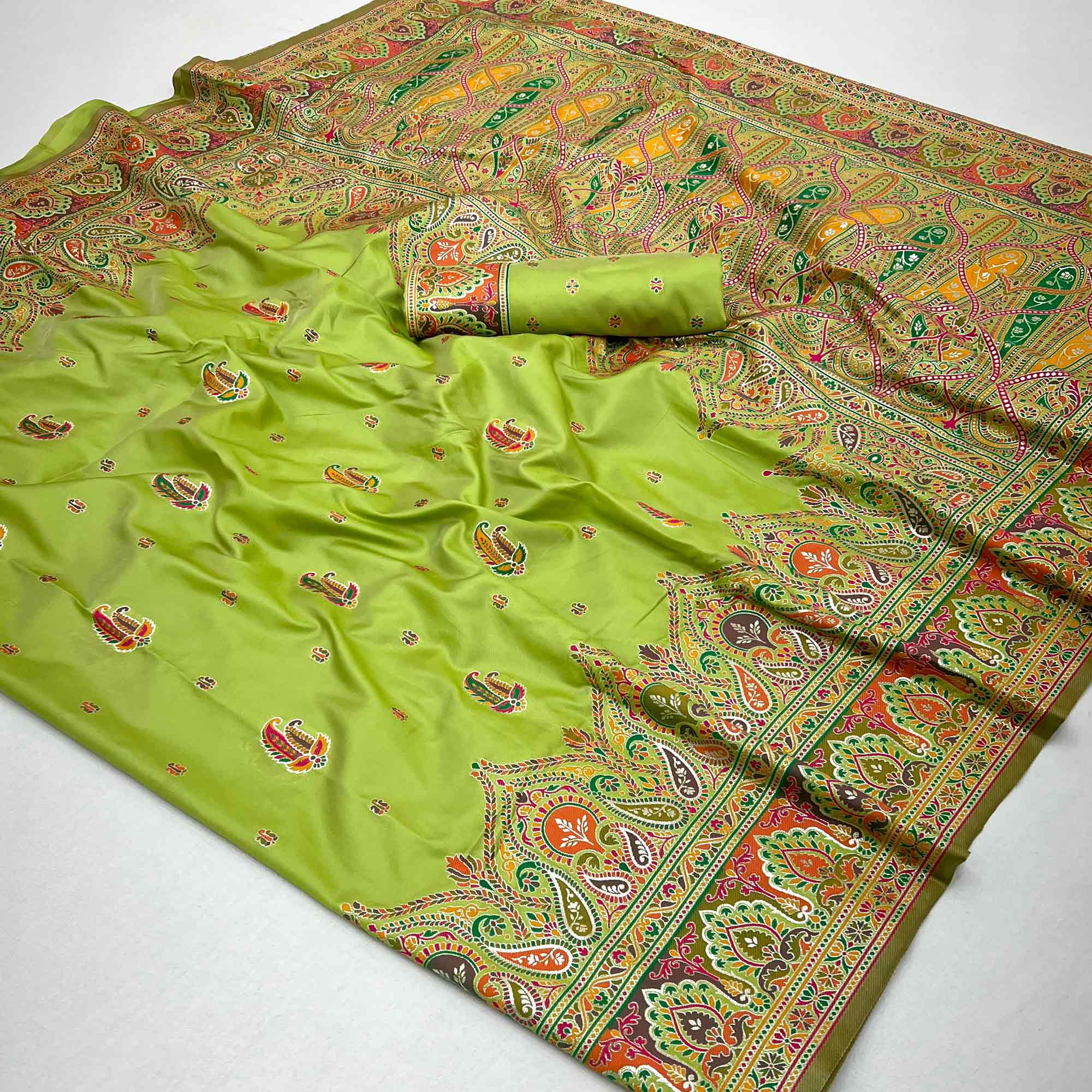 Green Floral Woven Pure Silk Pashmina Saree