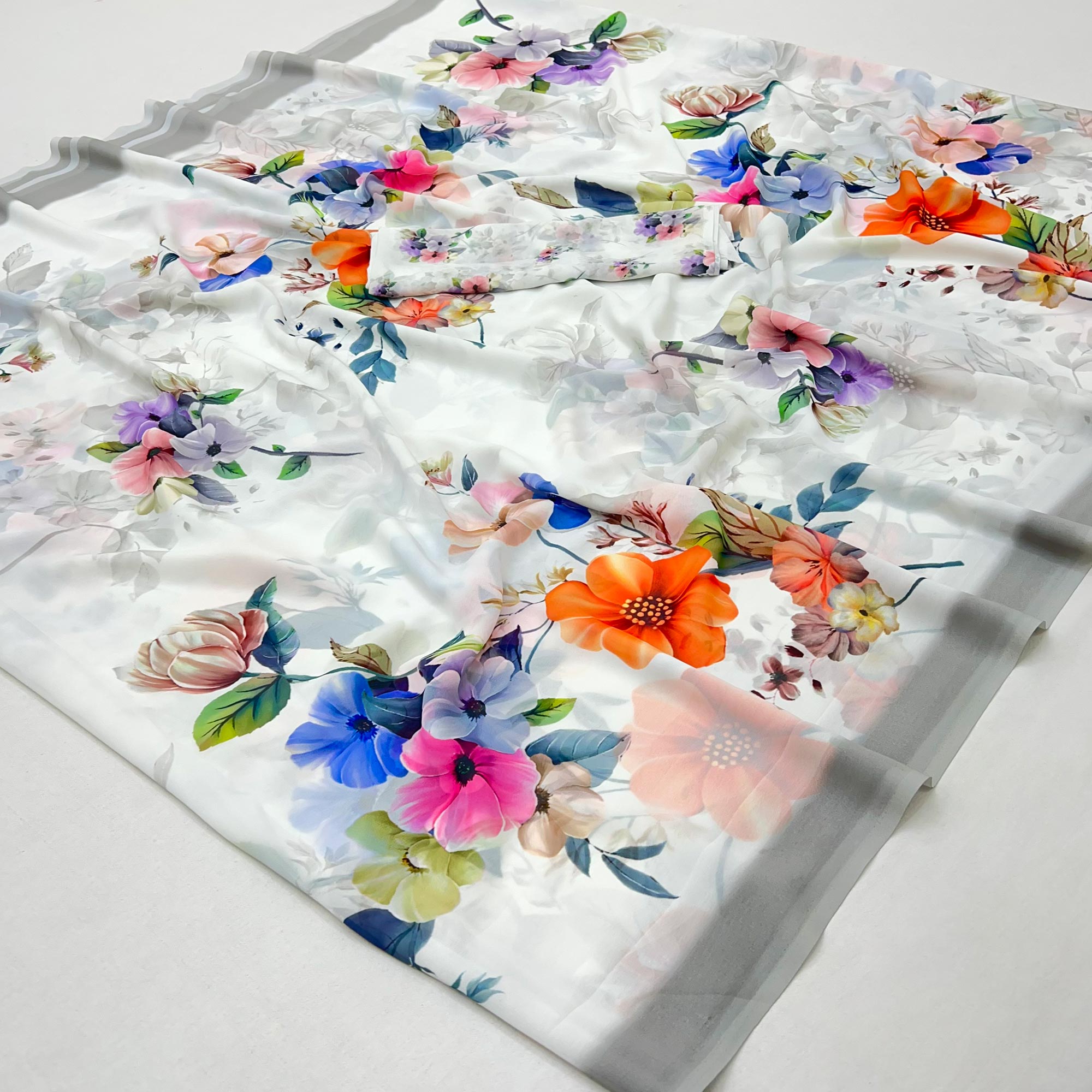 White Floral Printed Saree in Flowing Georgette Fabric