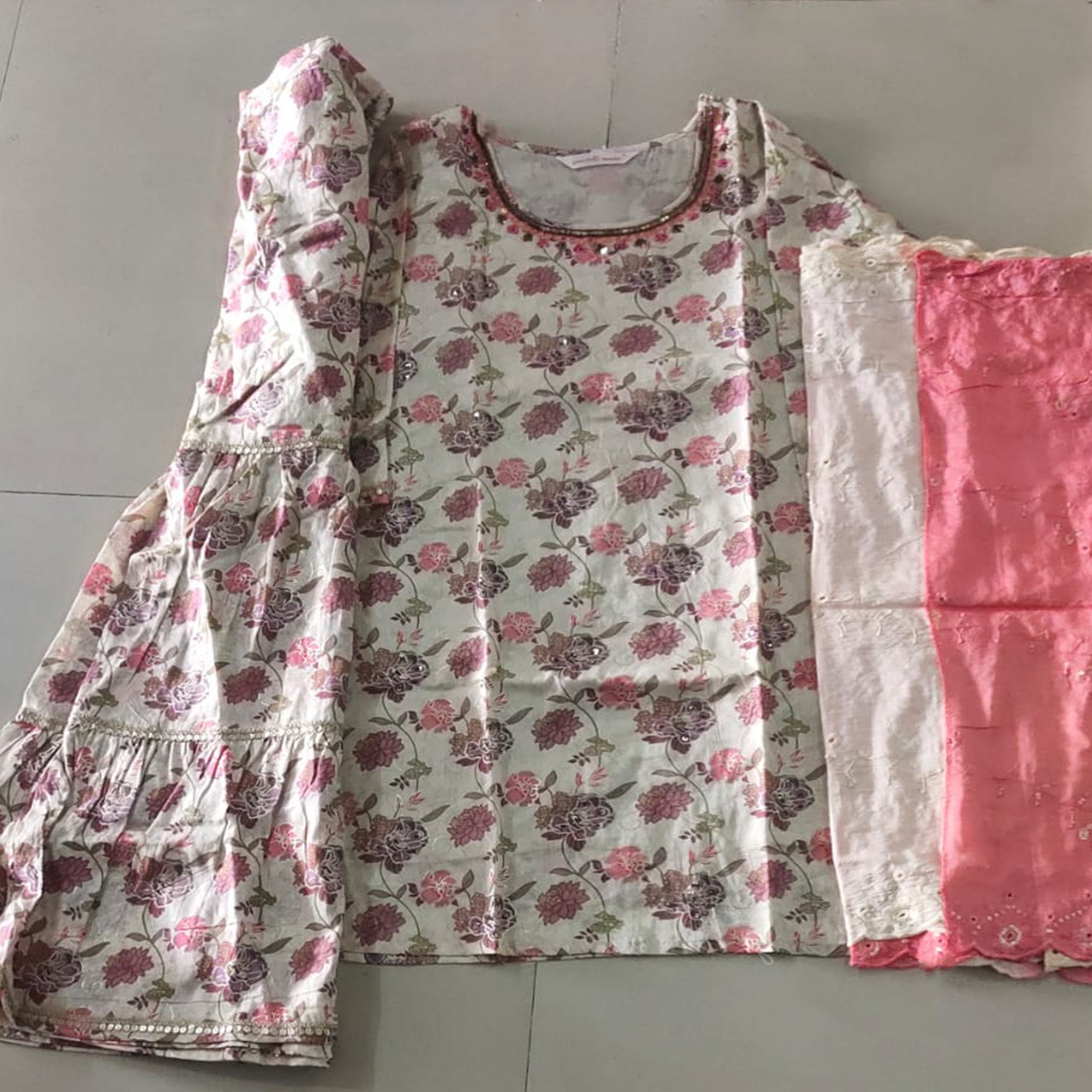 SVC-15476-OFFWHITEPINK