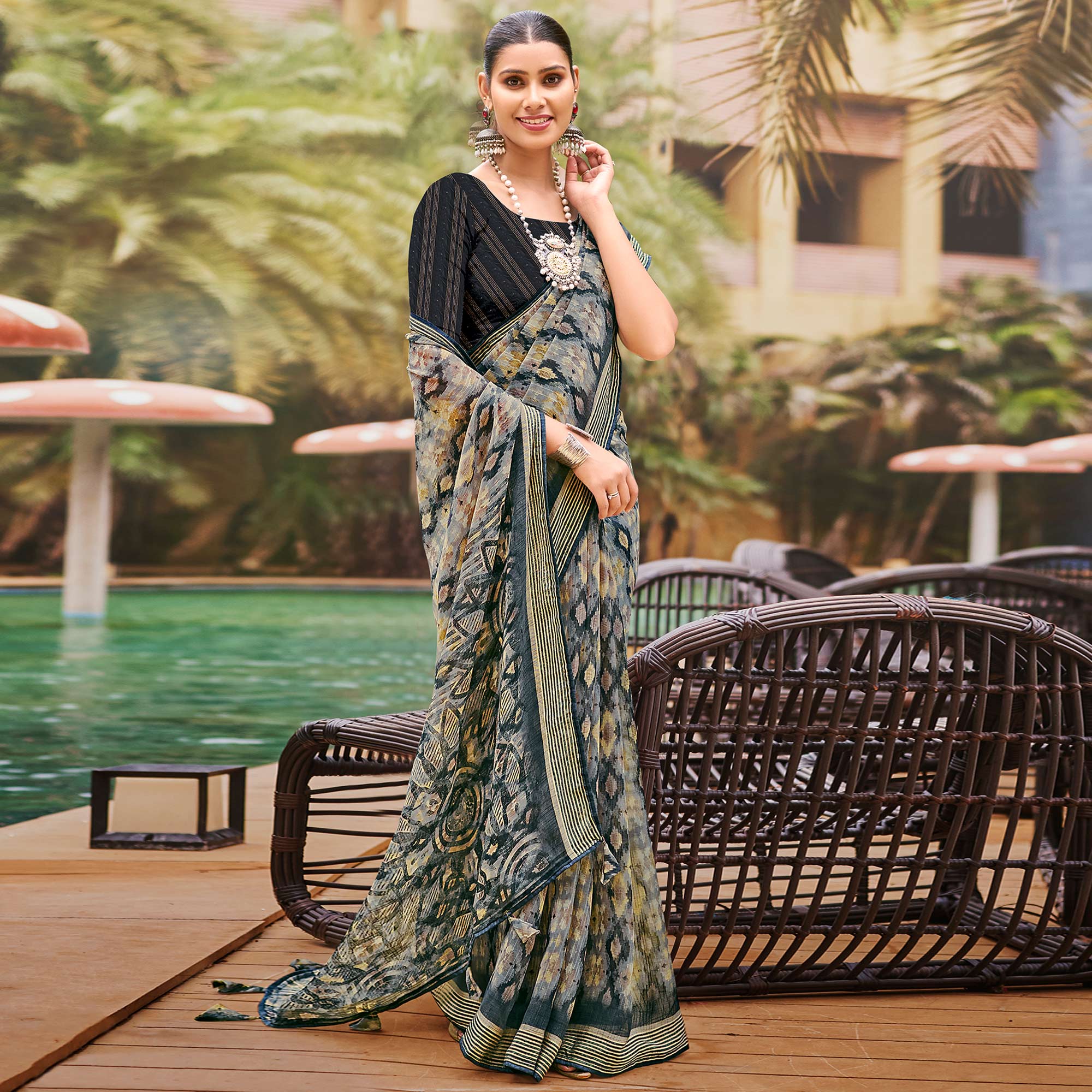 Grey Abstract Printed Chiffon Saree