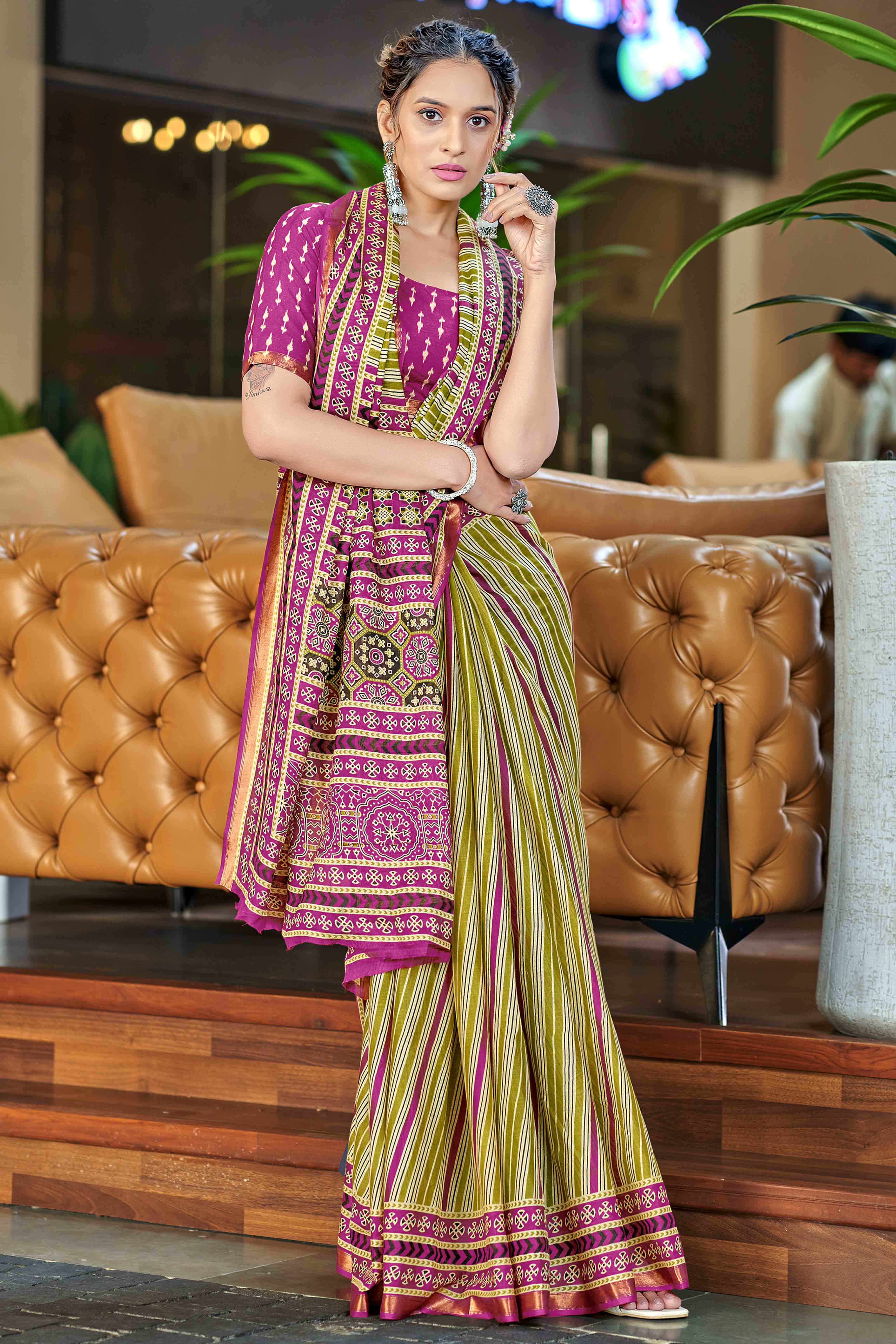 Mehendi Green Mulmul Cotton Saree with Elegant Stripes