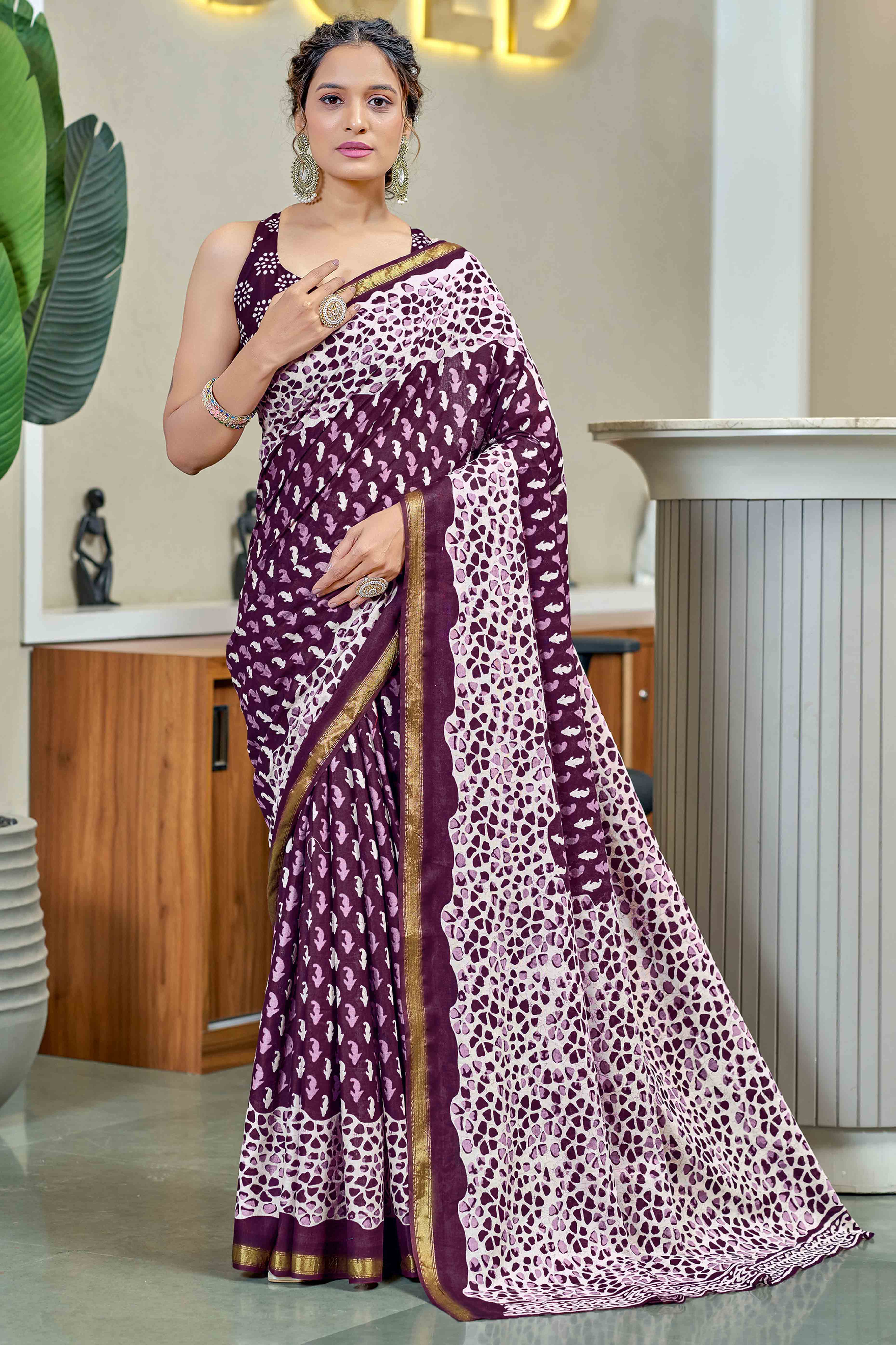 Elegant Wine Mulmul Cotton Saree with Geometric Pattern