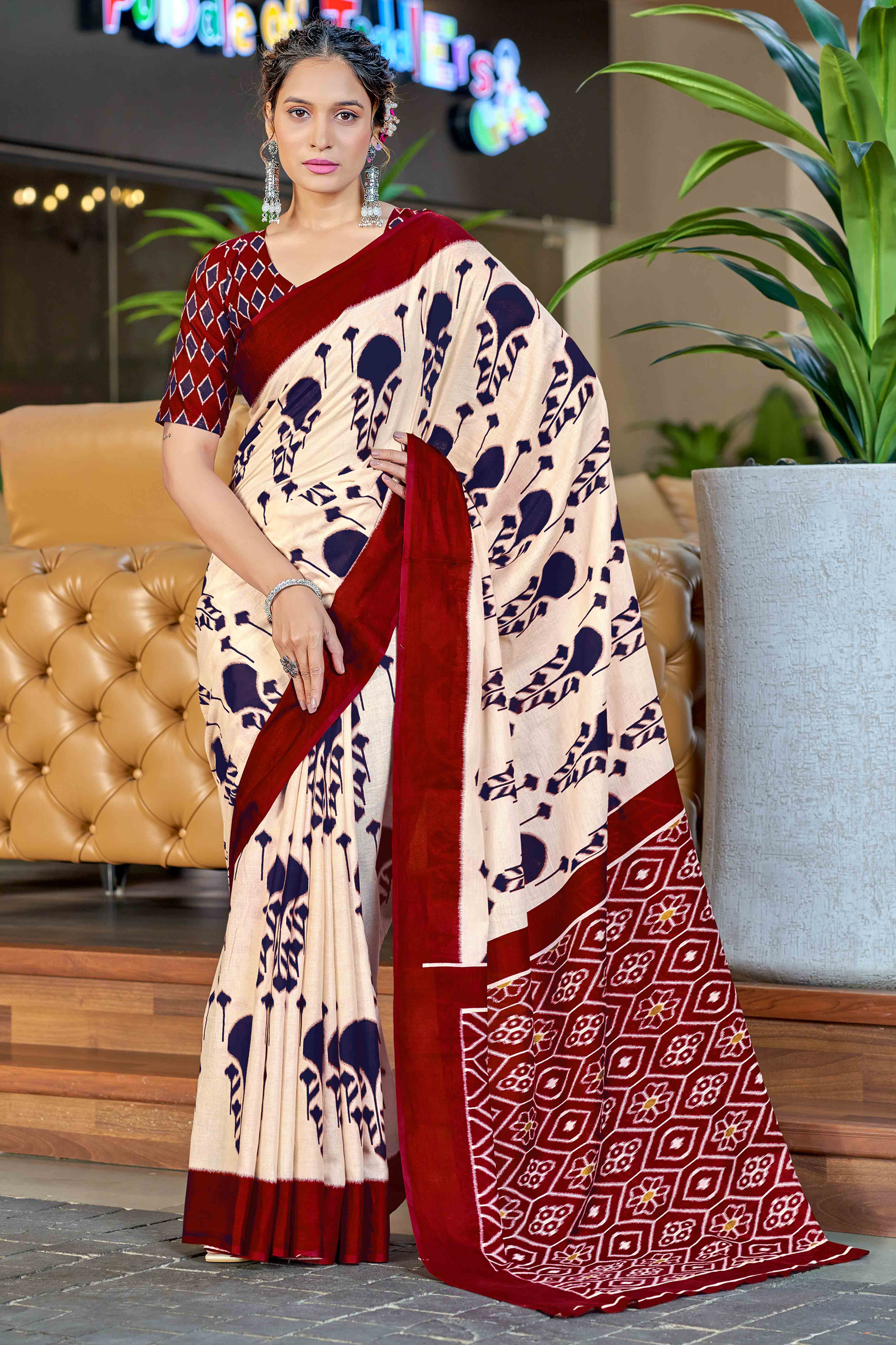 Cream & Maroon Abstract Printed Soft Pure Cotton Saree