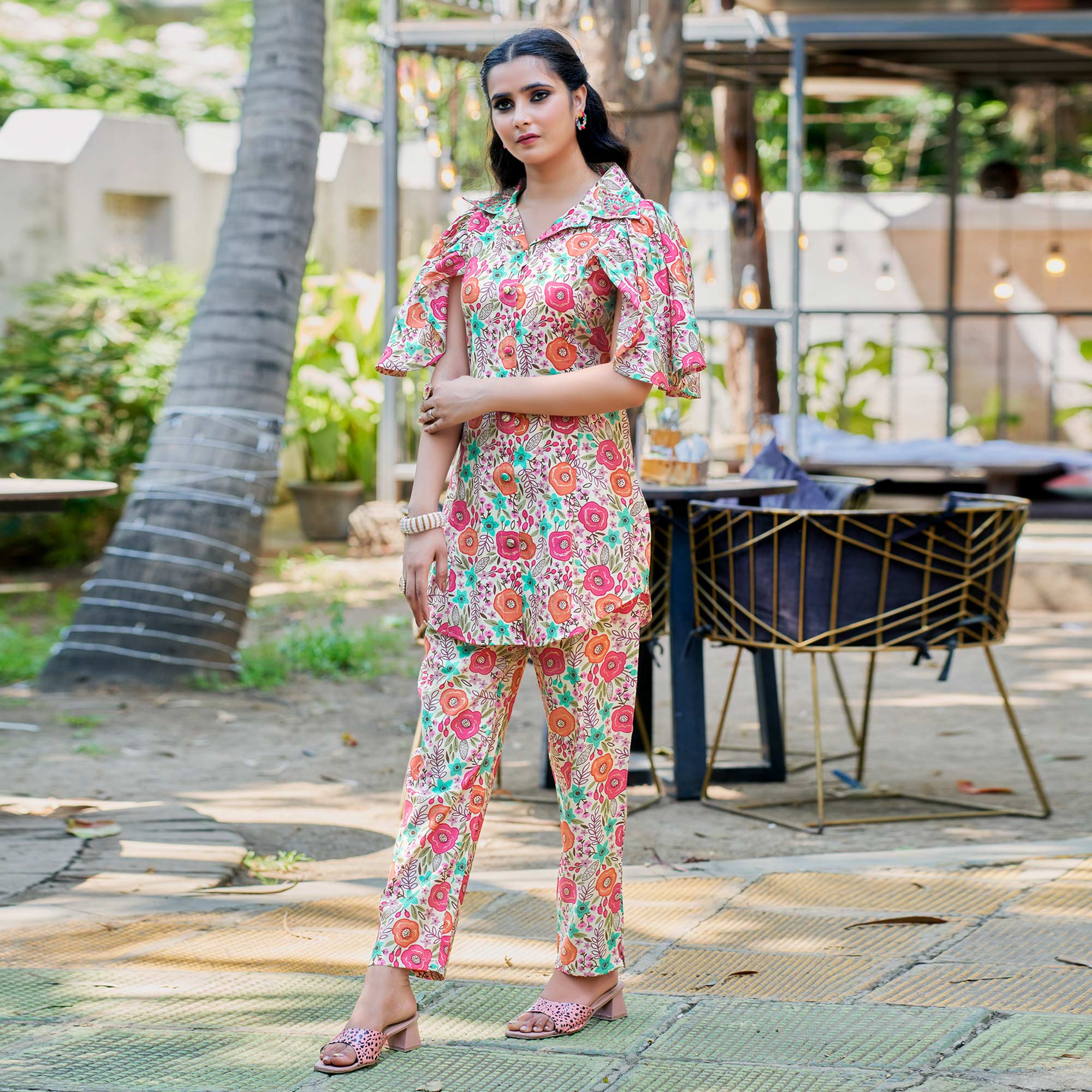 Off White & Peach Floral Foil Printed Chanderi Silk Co Ord Set