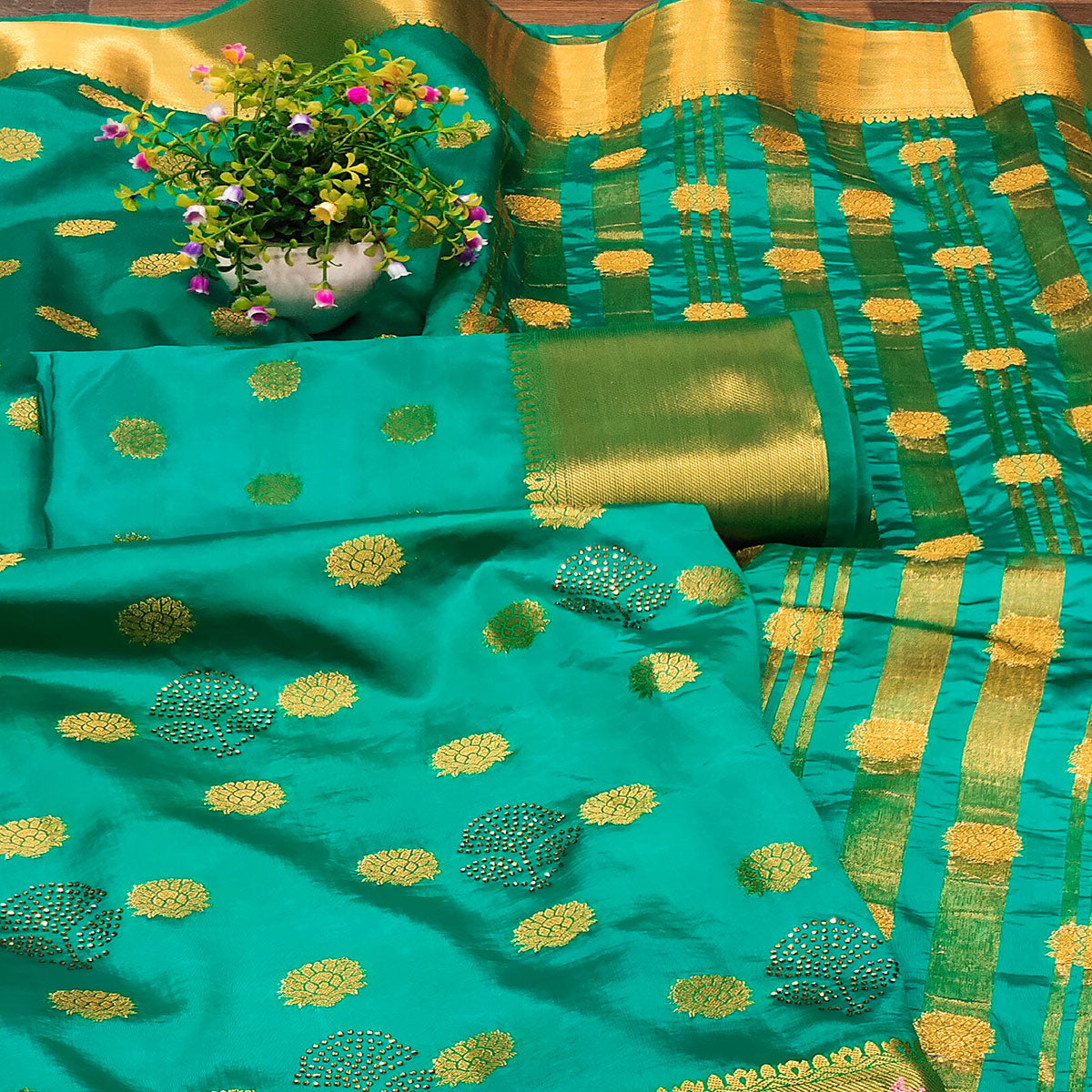 Rexona Green Zari Woven Jacquard Saree With Embroidery Border