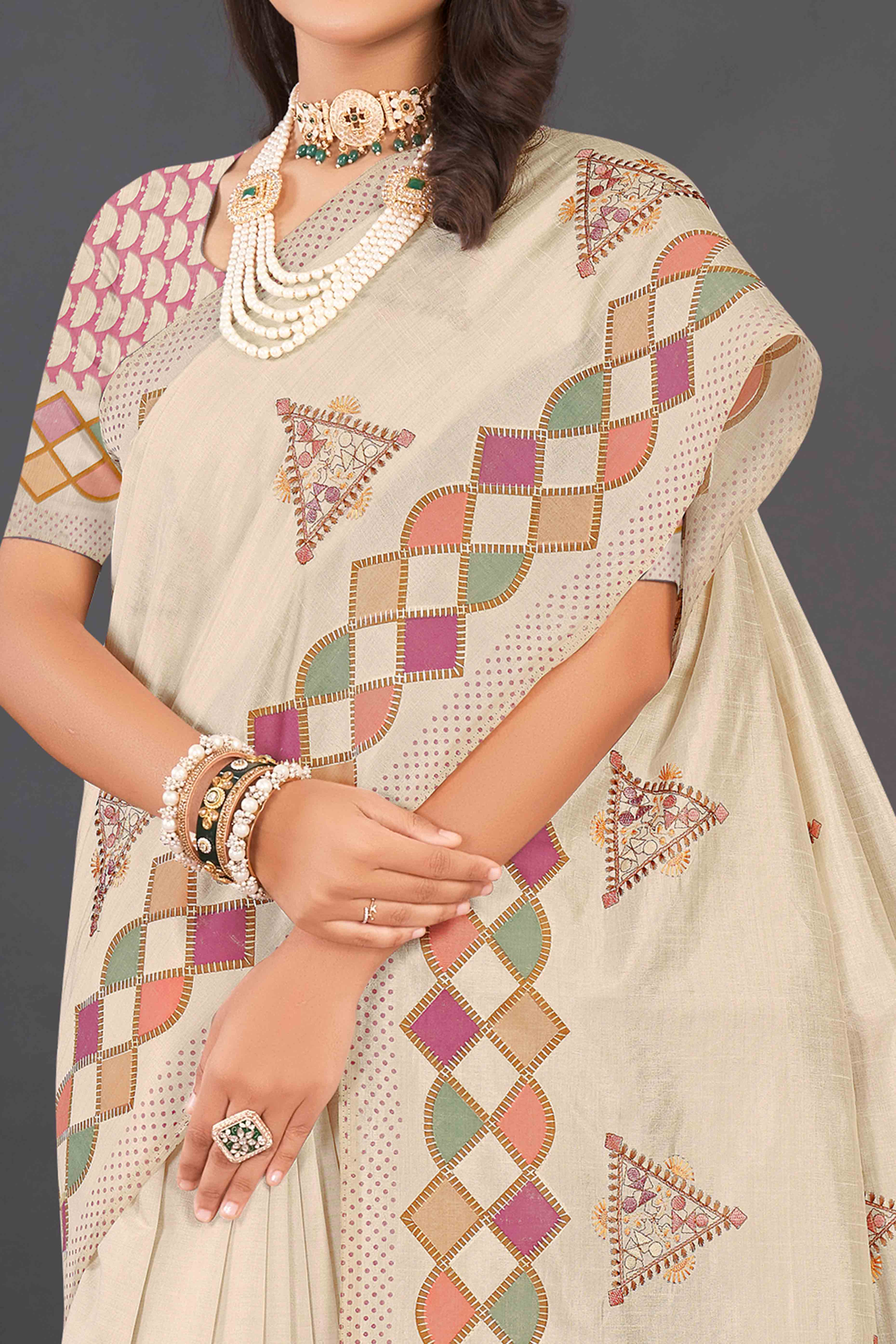 Beige Embroidered Linen Saree With Intricate Kantha Work & Tassel Border