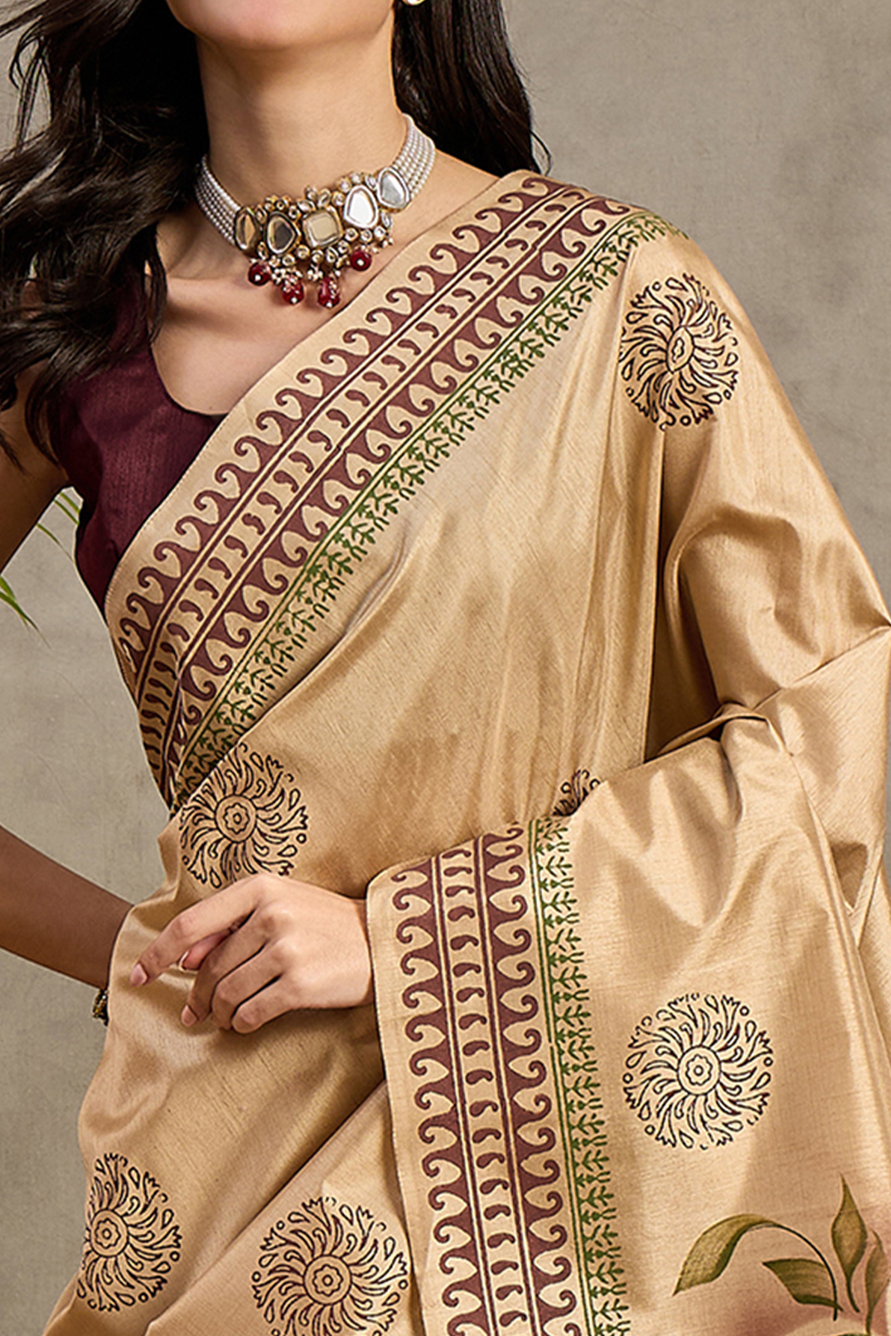 Graceful Beige Floral Printed Kozi Cotton Silk Saree Featuring Tassel Accents Pallu