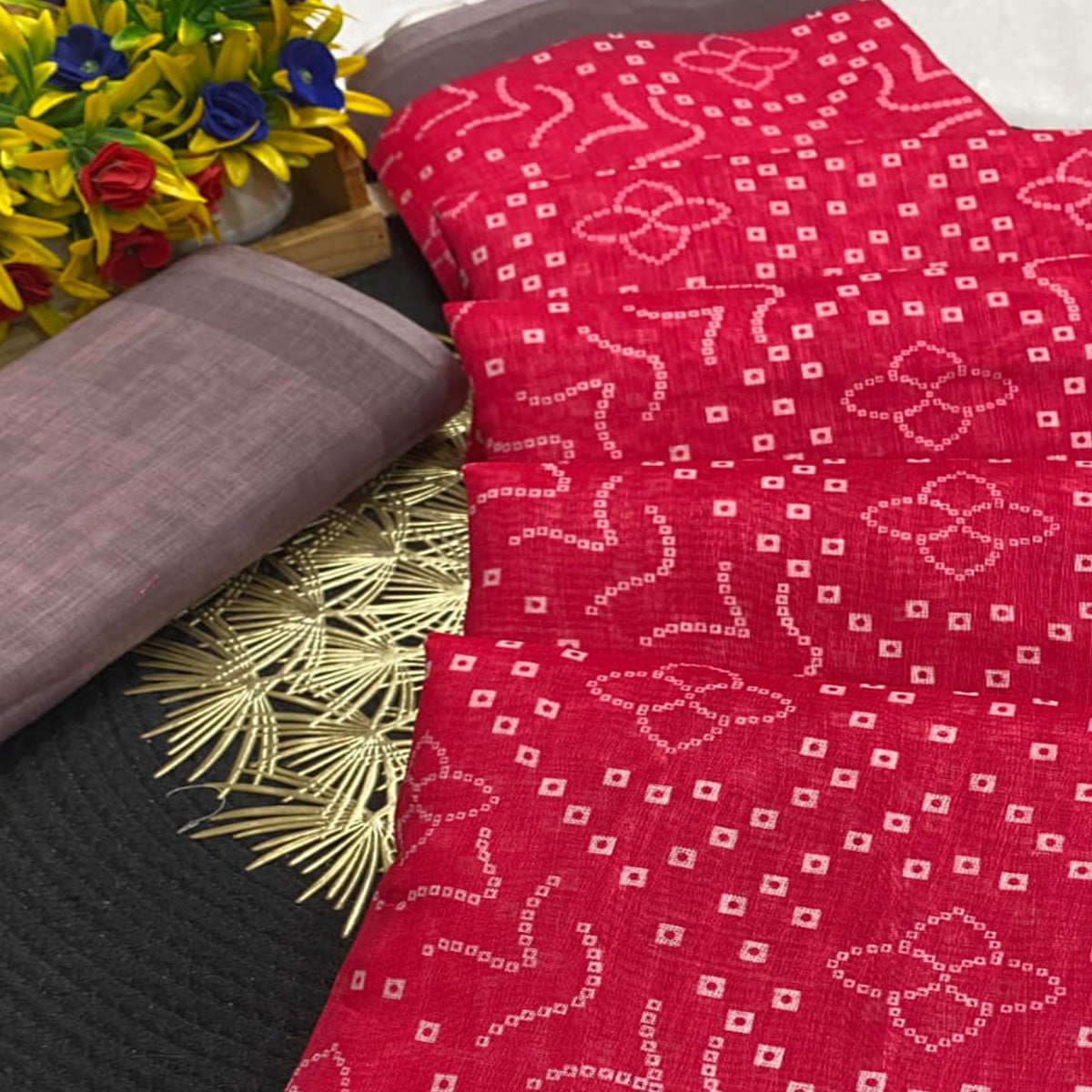 Pink Pure Linen Saree with Authentic Bandhani Print