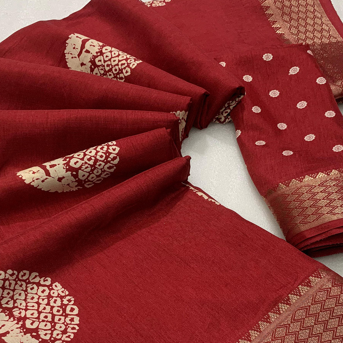 Maroon Batik Printed Cotton Silk Saree With Zari Border