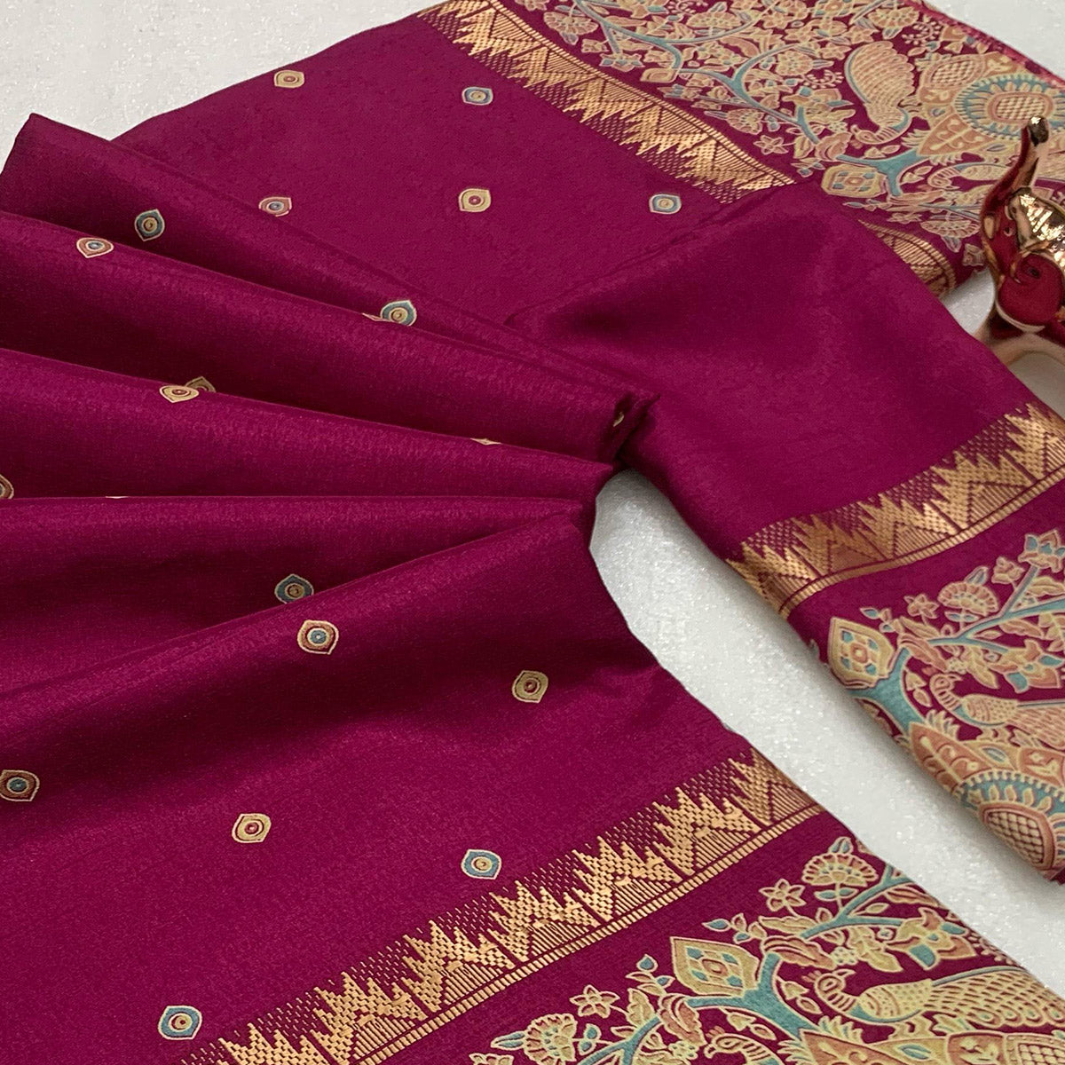 Magenta Cotton Silk Saree with Zari-Woven Border and Striking Printed Patterns