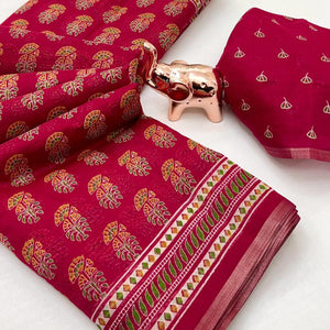 Pink Floral Printed Cotton Blend Saree With Zari Weaving Border