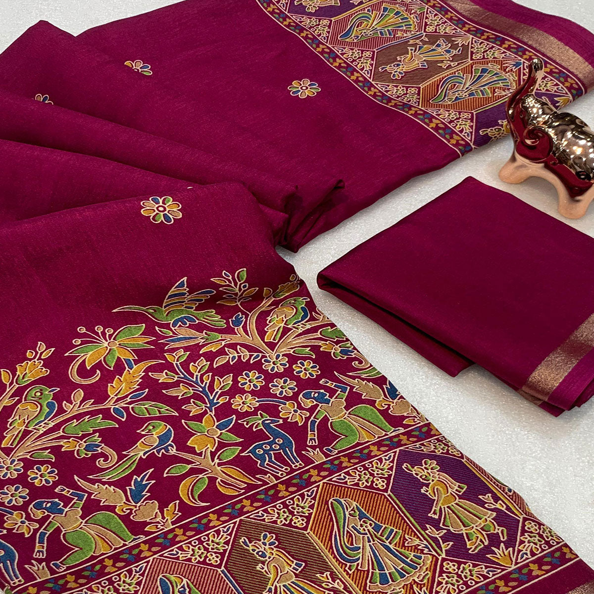 Magenta Cotton Blend Saree with Ethnic Kashmiri Inspired Paisley Design