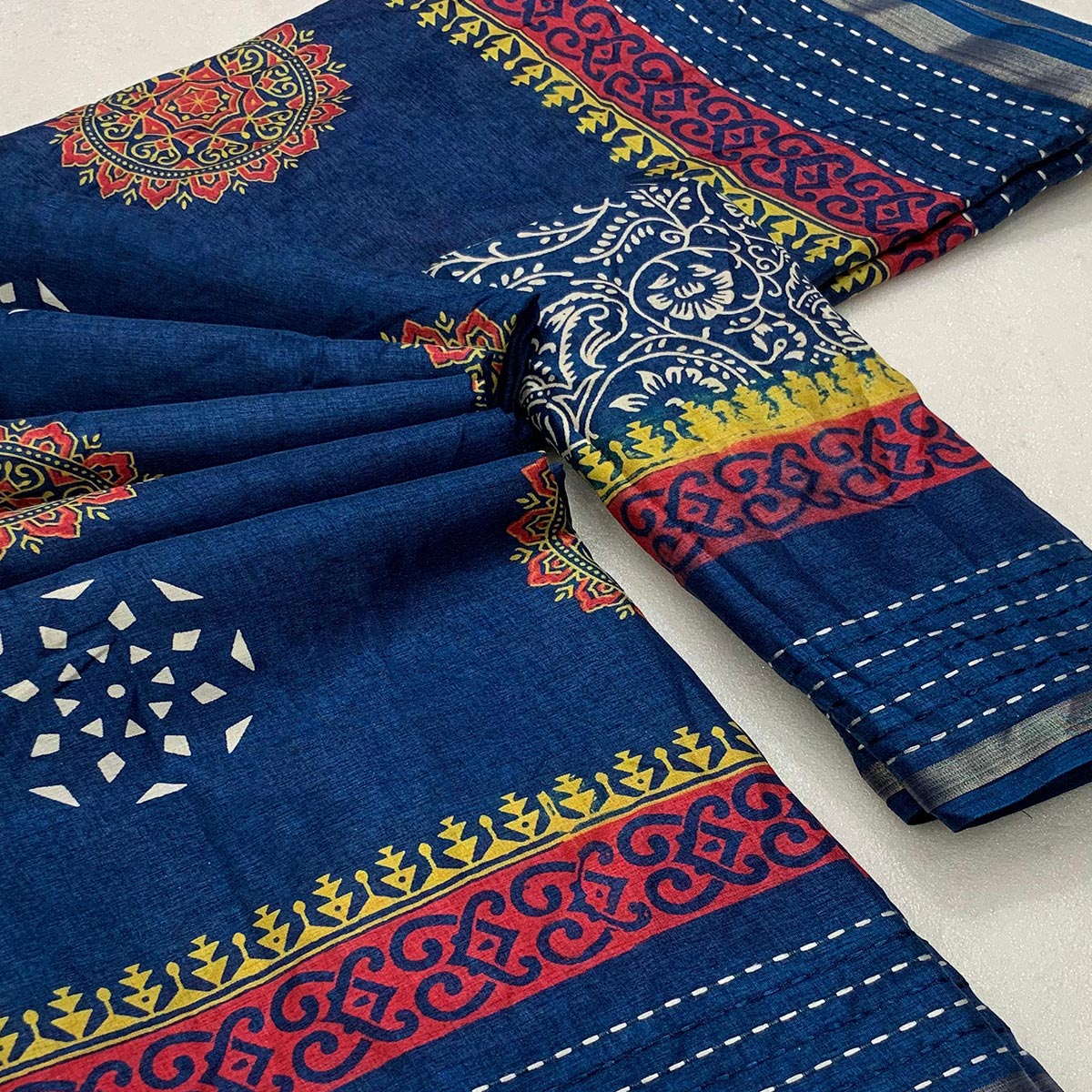 Blue Floral Printed Crepe Cotton Saree With Thread Border