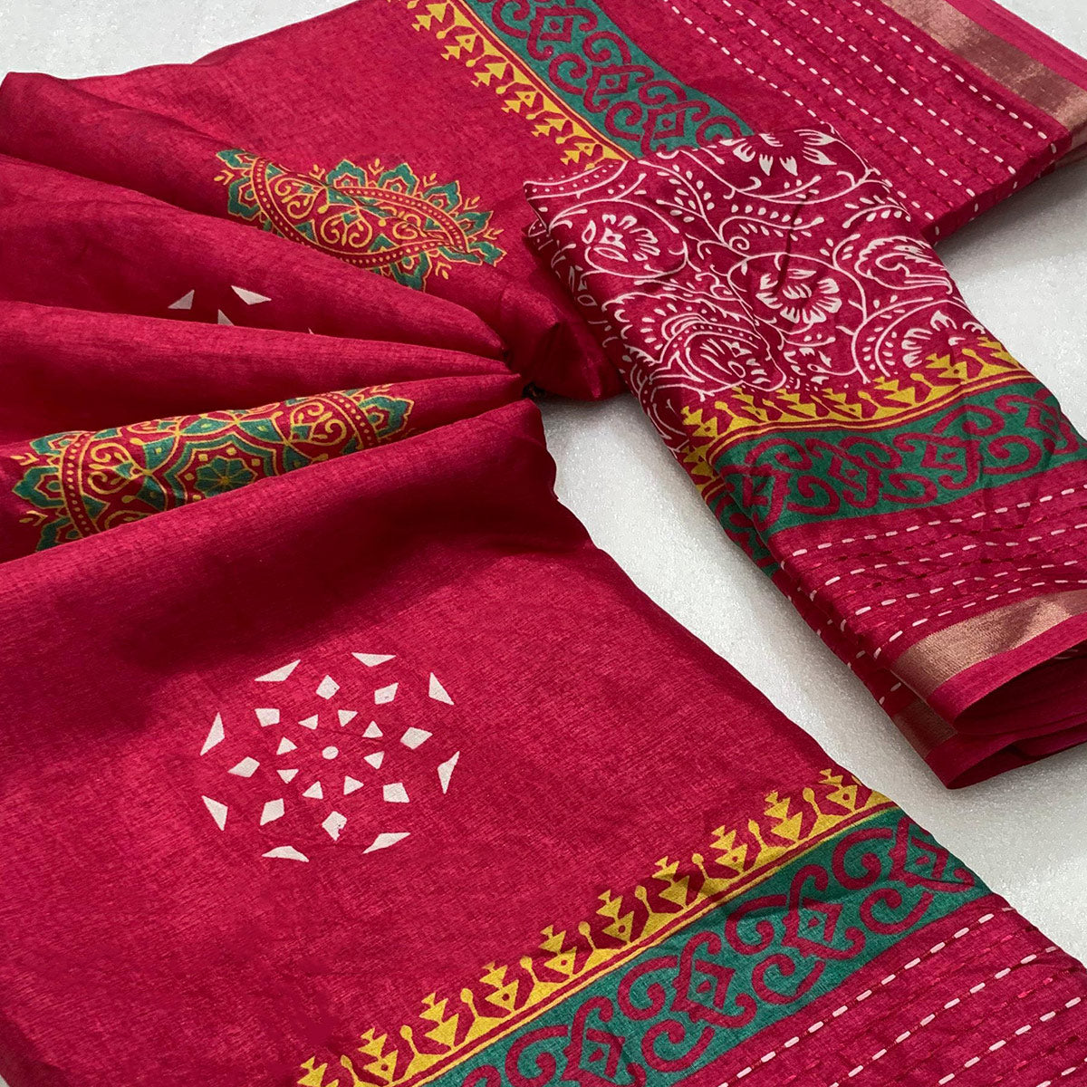 Pink Floral Printed Crepe Cotton Saree With Thread Border