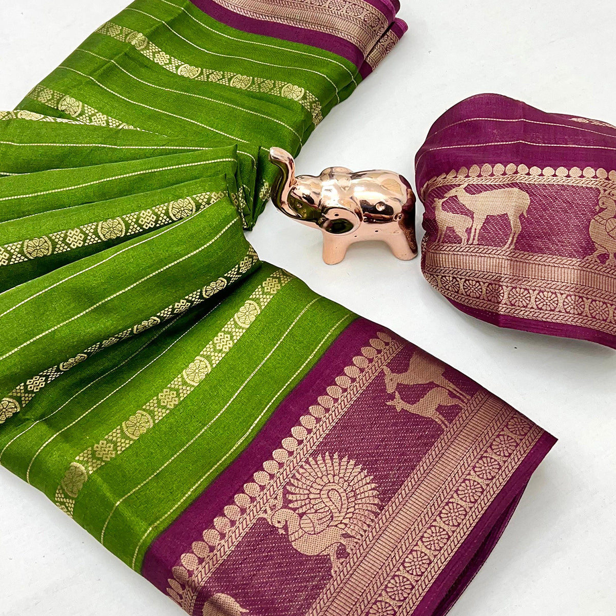 Green Floral Weaving Mysore Silk Saree With Peacock Print Pallu & Two-Tone Padding Border Work