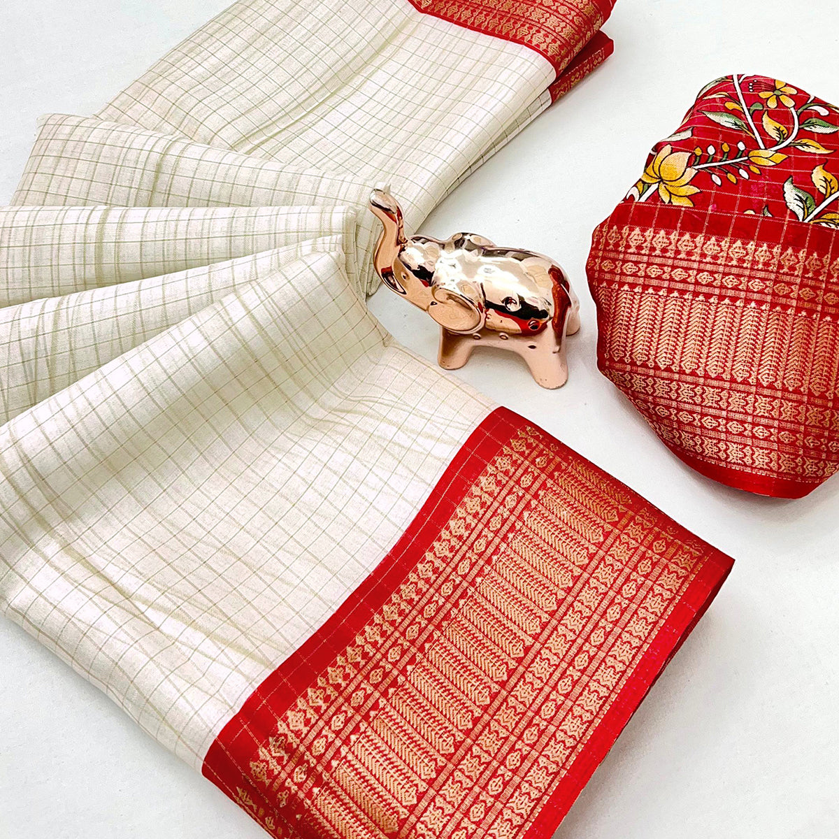 Graceful Offwhite Checks Zari Weaving Jacquard Cotton Silk Saree With Peacock & Floral Motif Pallu