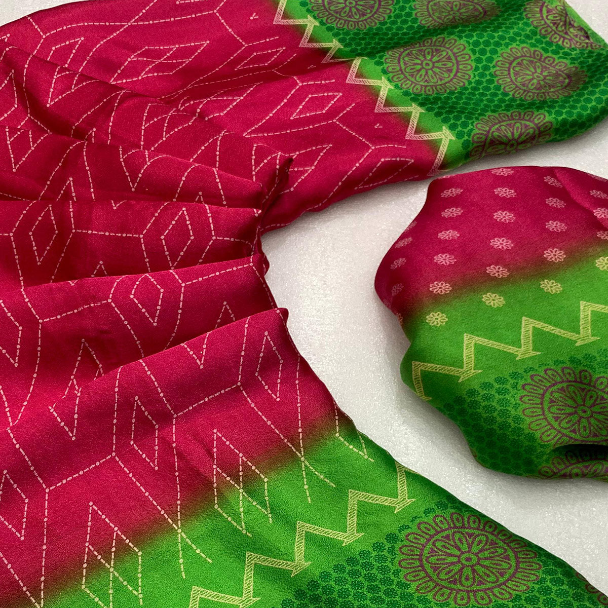 Pink Geometric Printed Chiffon Saree