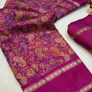 Gorgeous Magenta Soft Silk Blend Saree Featuring Classic Paisley Prints for Elegant Occasions